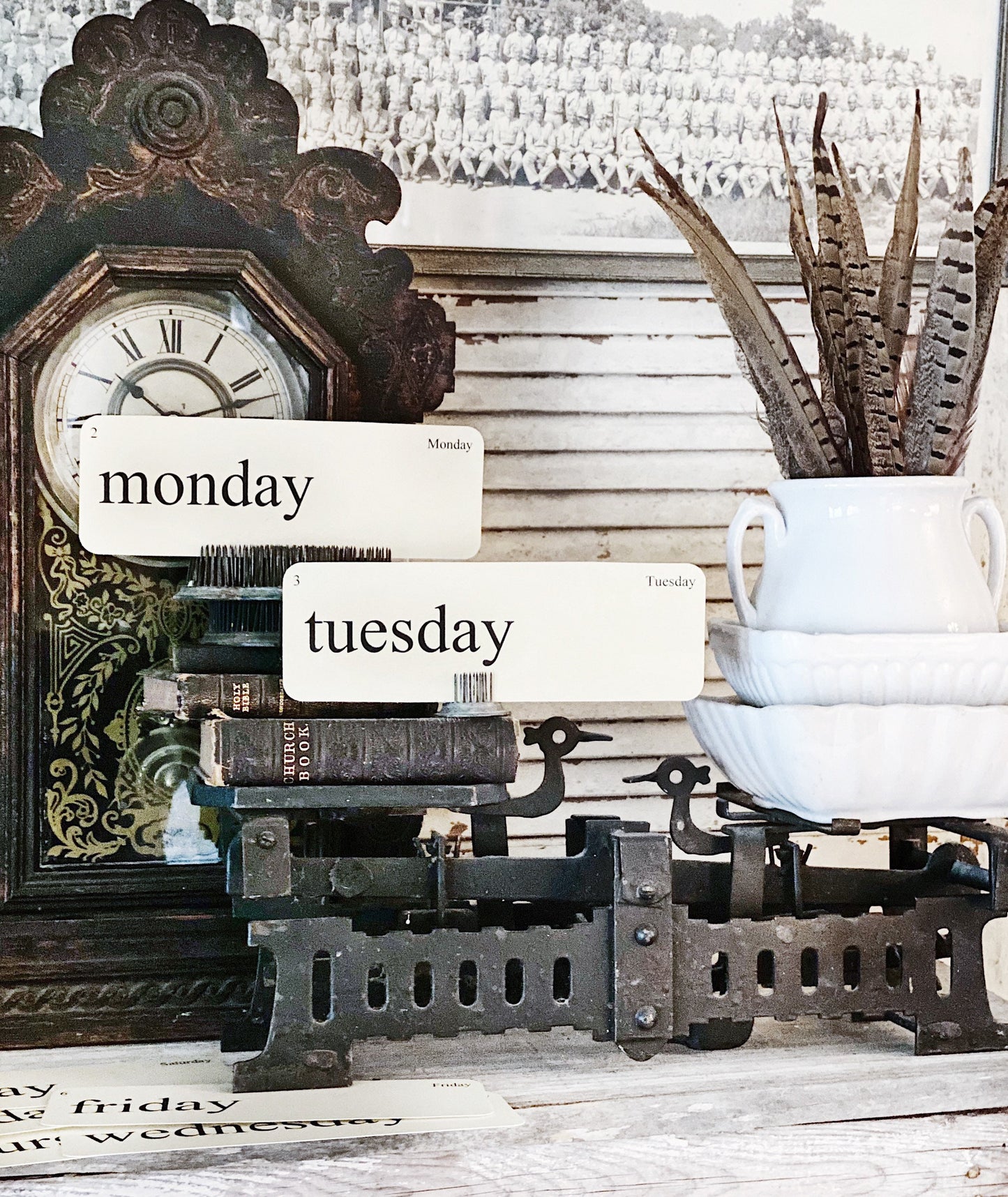DAYS of the Week Flash Cards LARGE Vintage Inspired Word Flashcard SET of 8 Farmhouse Decor Cottage Party Favor Banner