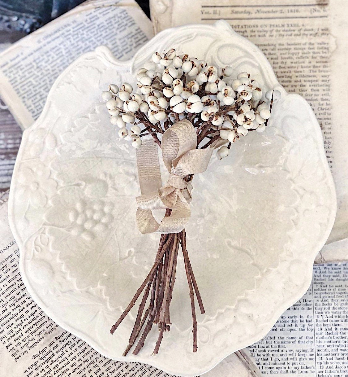 Tallow Berries TEXAS TALLOW Dried White Berry Bundle Bouquet Floral Supplies Farmhouse Home Decor Christmas Easter Wreath Wedding USA Gift