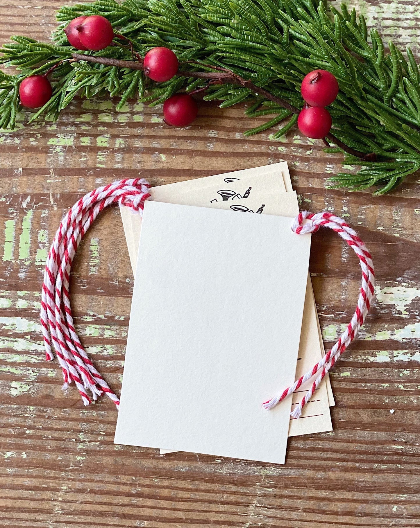 Christmas Gift Tags Vintage SANTA Retro School Red Farmhouse Decor Gift Wrap