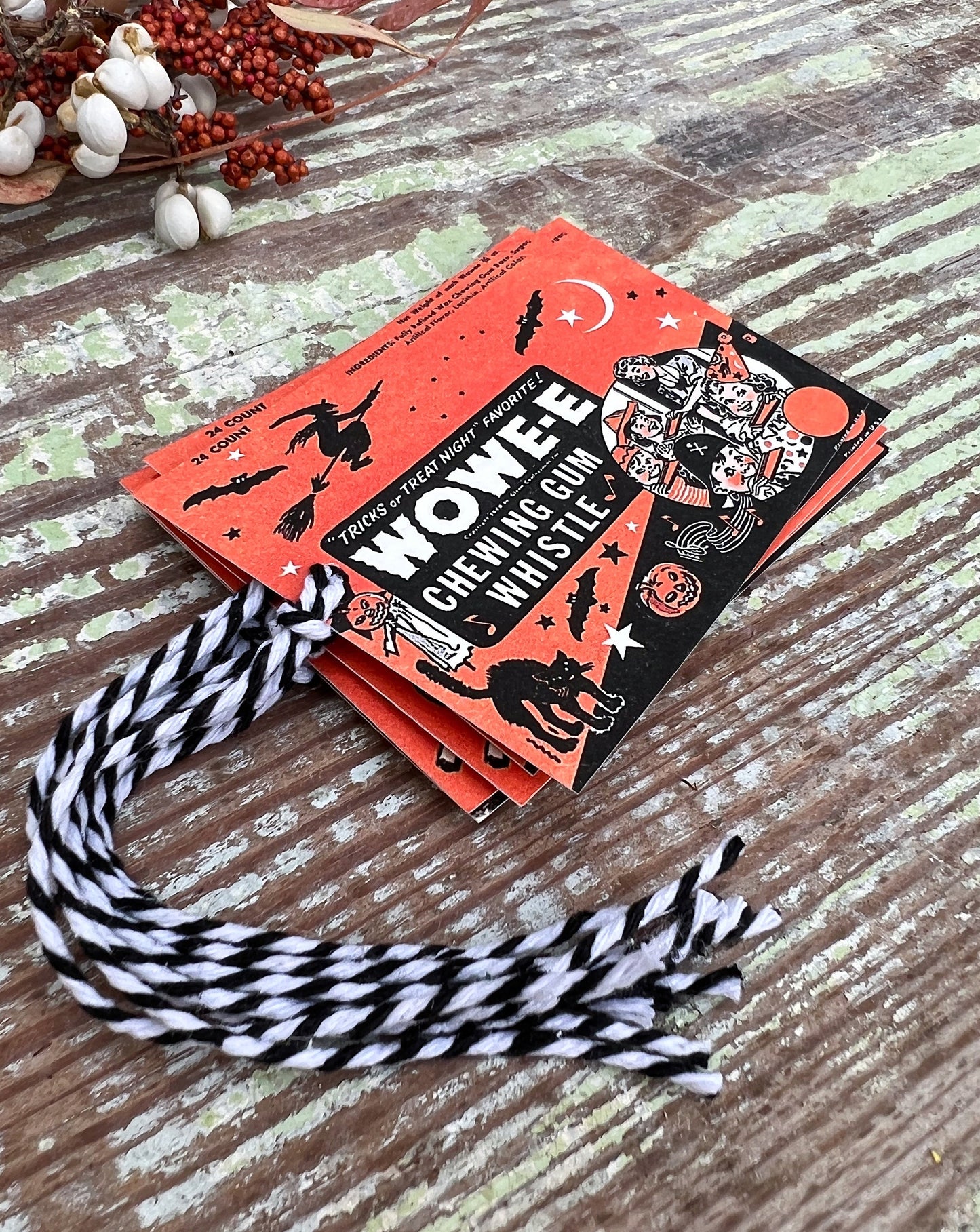 HALLOWEEN WHISTLE Retro Gift Tags Vintage Orange Farmhouse Decor Grungy Party Favor Vintage Halloween Card Fall