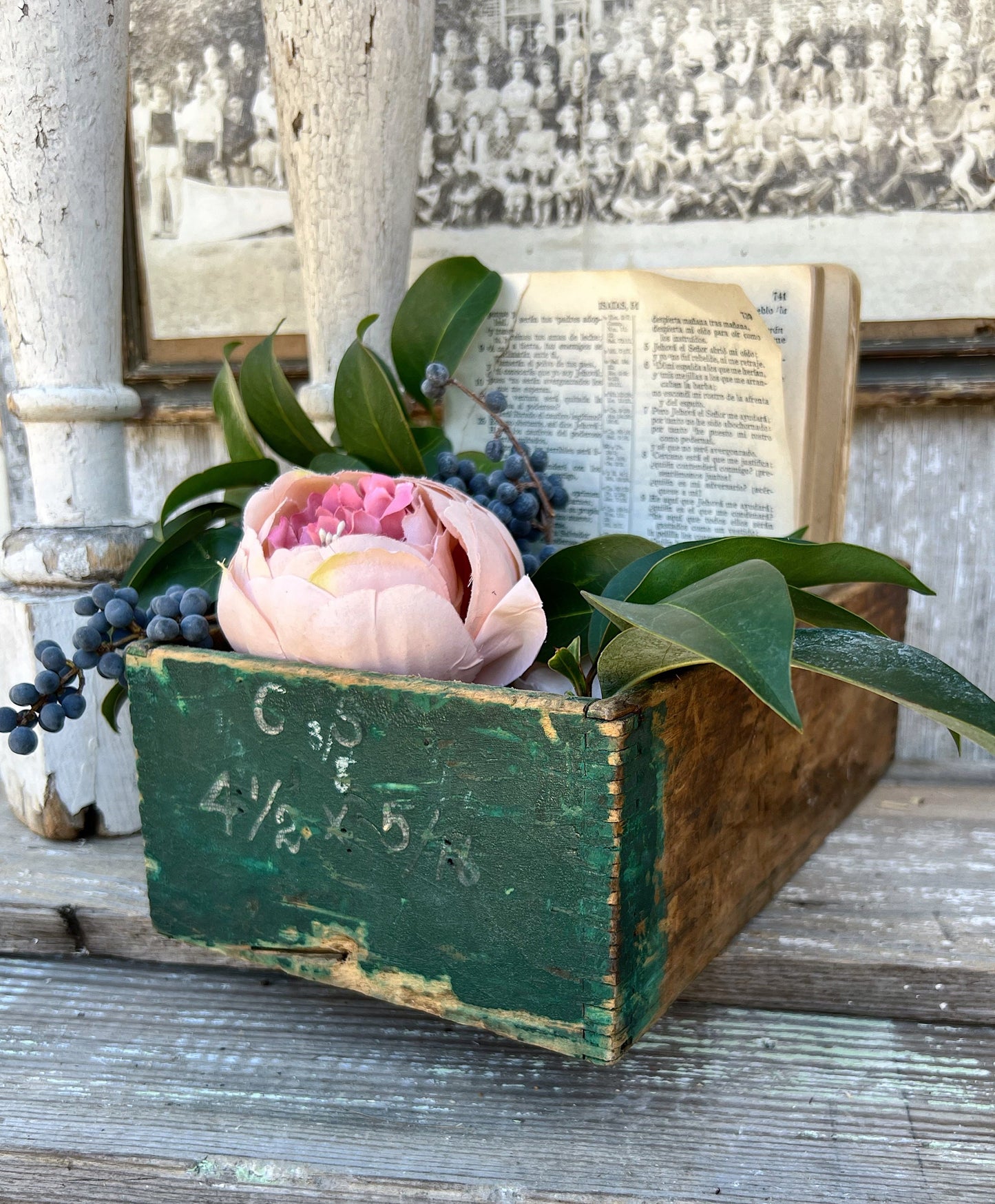 Antique Primitive Wooden Box Parts Crate Dovetaile Drawer Farmhouse Garden Spring Decor Green Paint