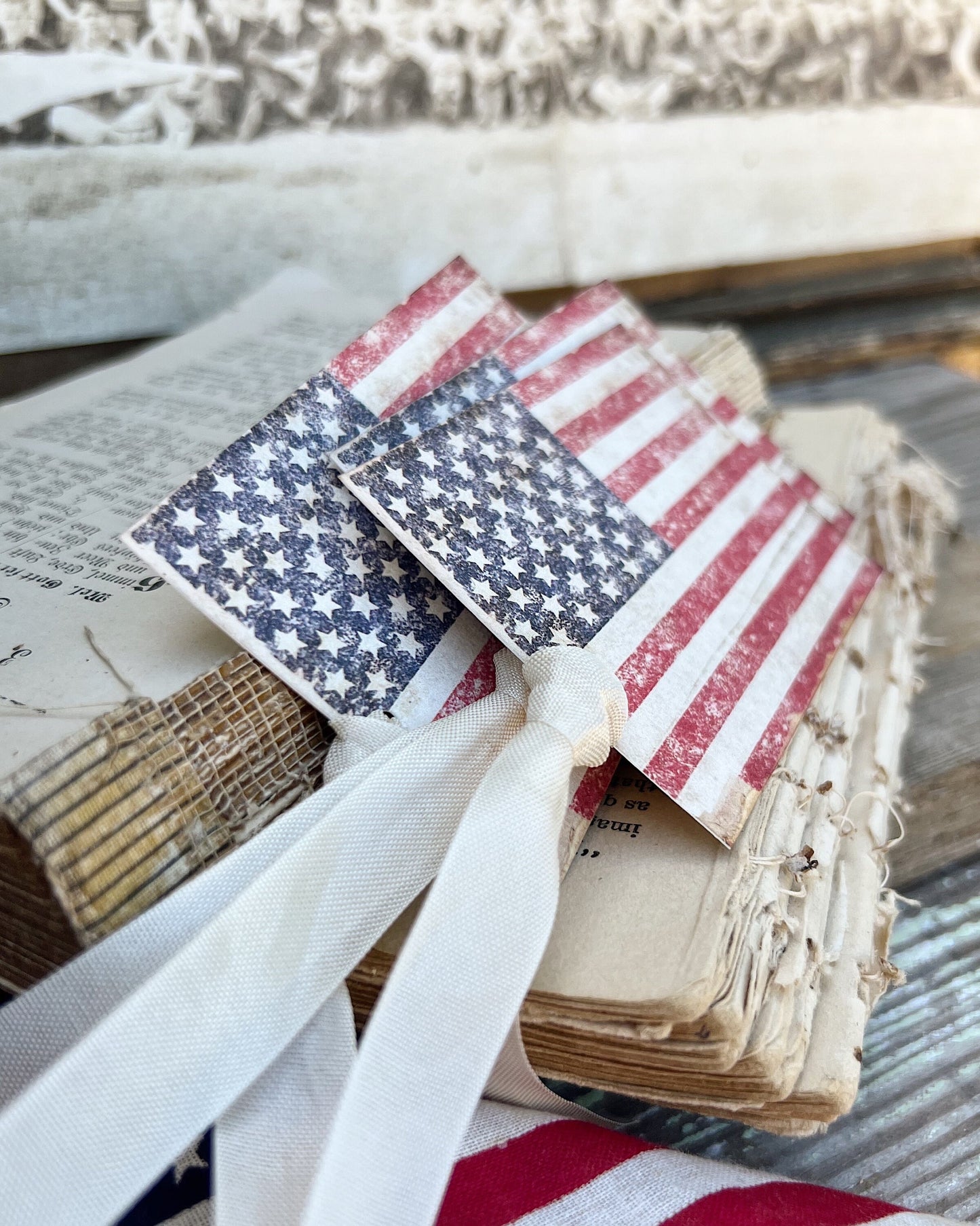 USA FLAG PATRIOTIC Vintage Gift Tags Americana Farmhouse Decor Card Set of 8 Fourth July