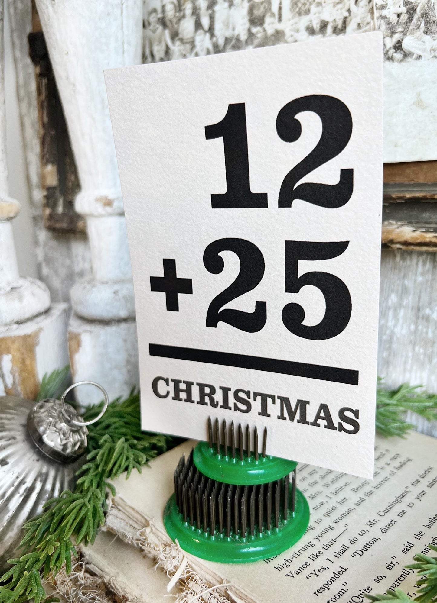 CHRISTMAS 12 + 25 Flash Card Number Vintage Farmhouse Decor Holiday Flashcard