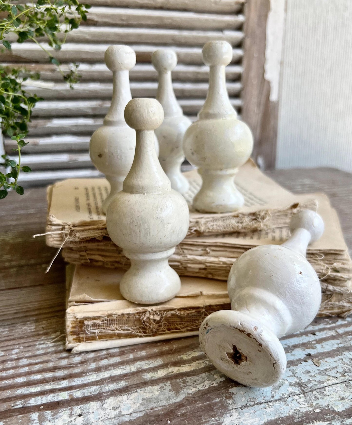 Vintage Chippy White Wood Finial Post Rod Cap