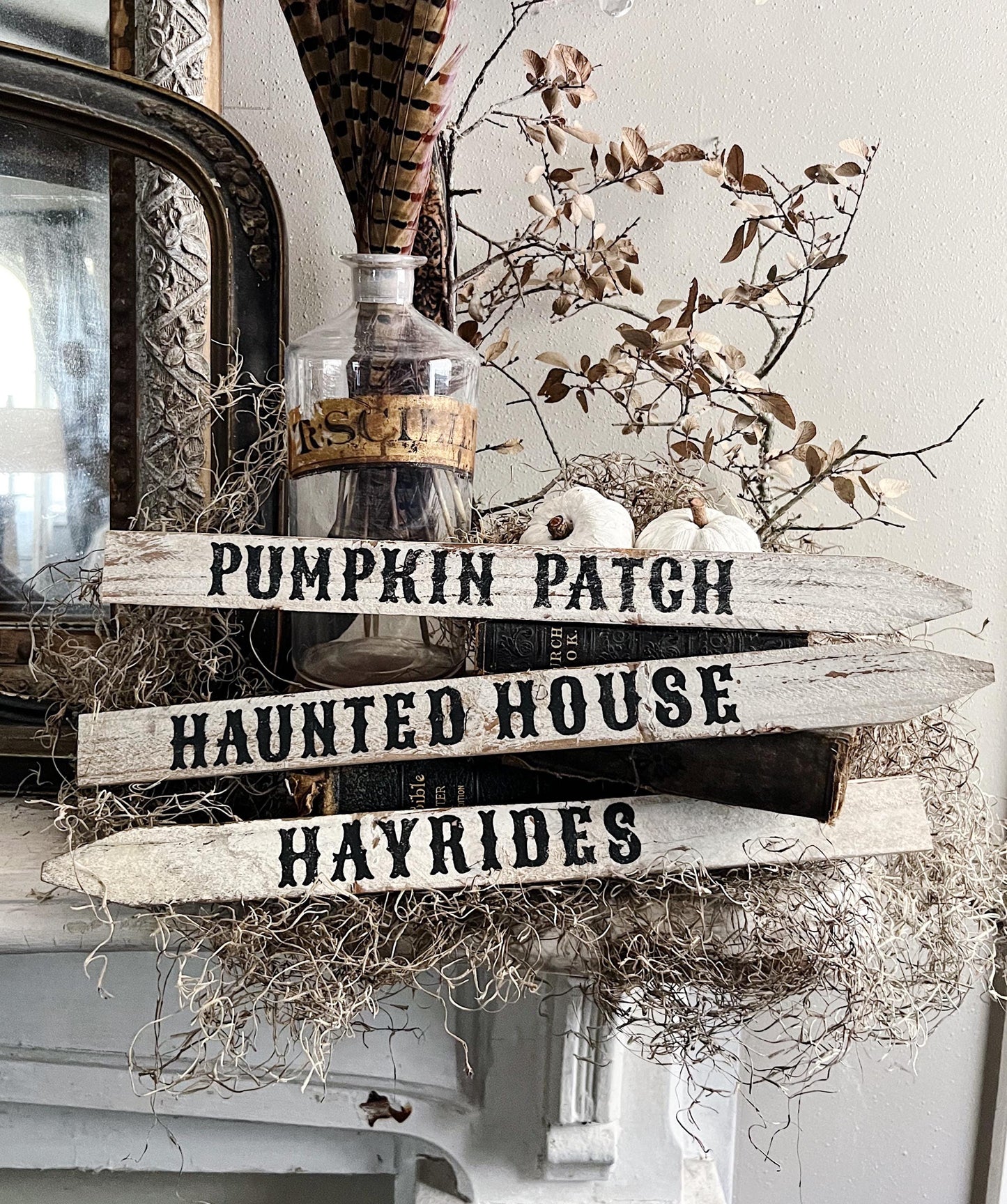 HAUNTED HOUSE Arrow Sign HALLOWEEN Fall Vintage Salvage Barn Wood Reclaimed White Chippy Paint Farmhouse Decor Architectural Black White