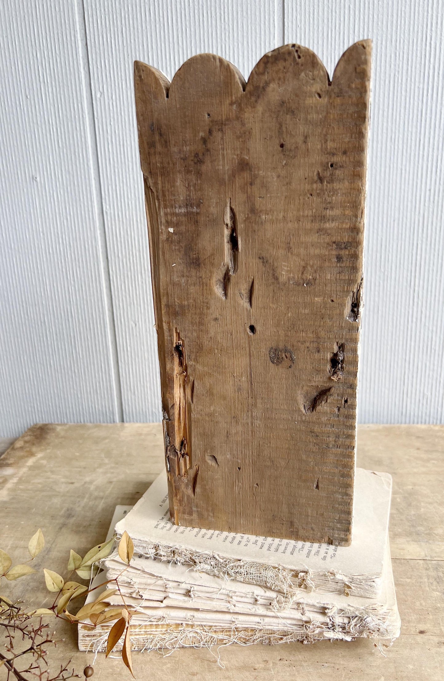 Antique EASTLAKE Plith CHIPPY WHITE Salvaged Pediment Architectural Wood Accent Trim Detail Reclaimed Farmhouse Rustic Decor