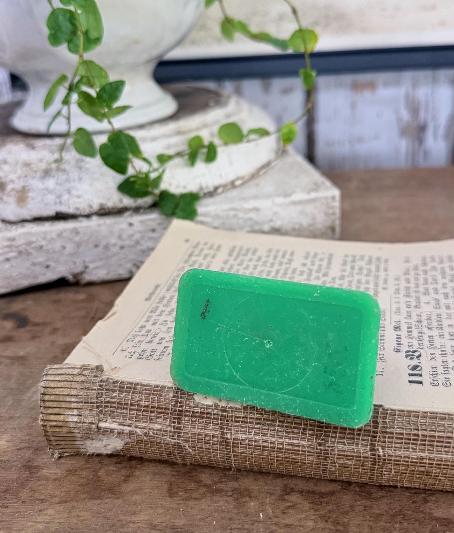 Vintage GREEN Metal Plastic Floral Frog Rectangle Antique Flower Spike GOLDEN GATE