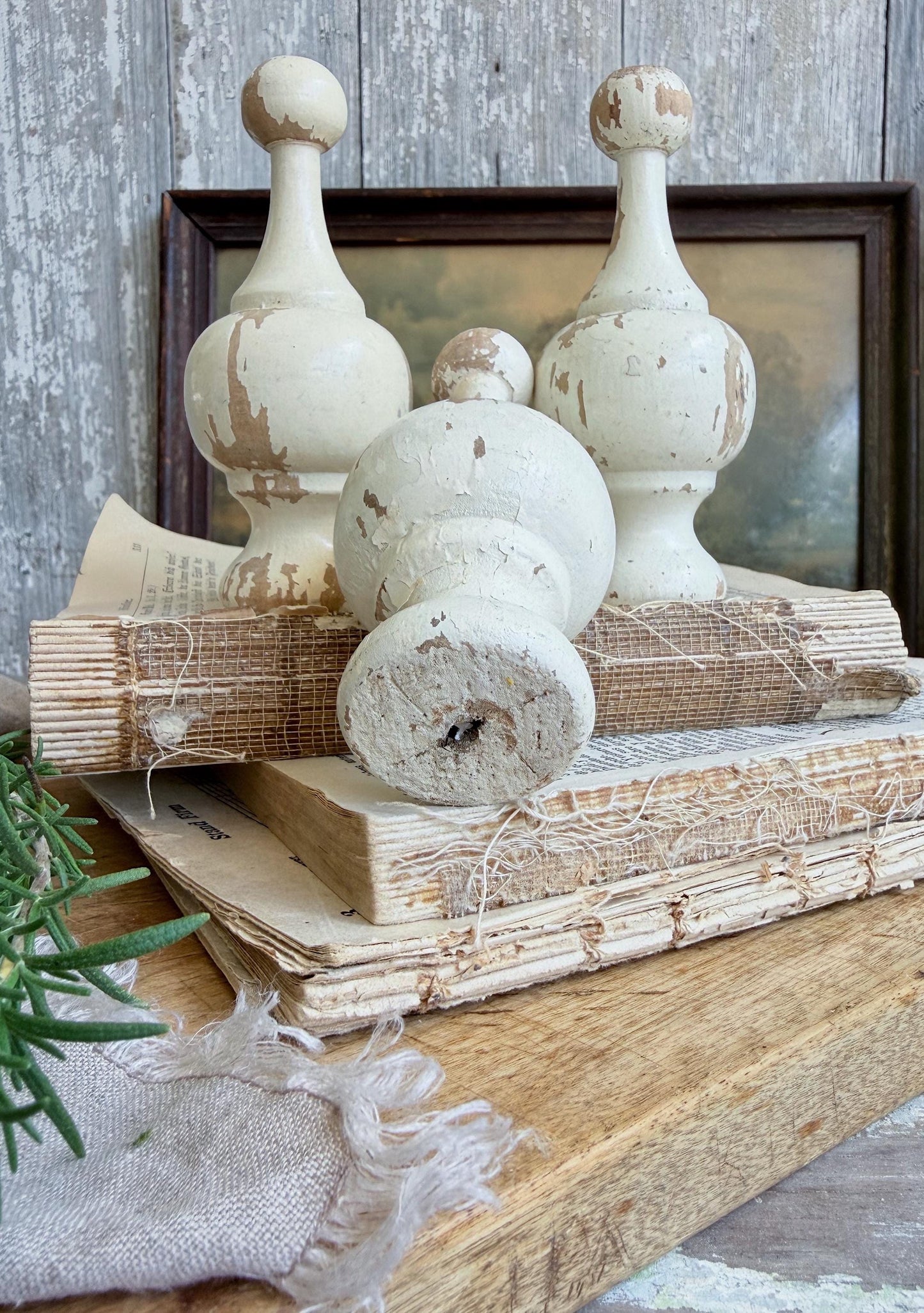 Vintage Chippy White Wood Finial Post Rod Cap