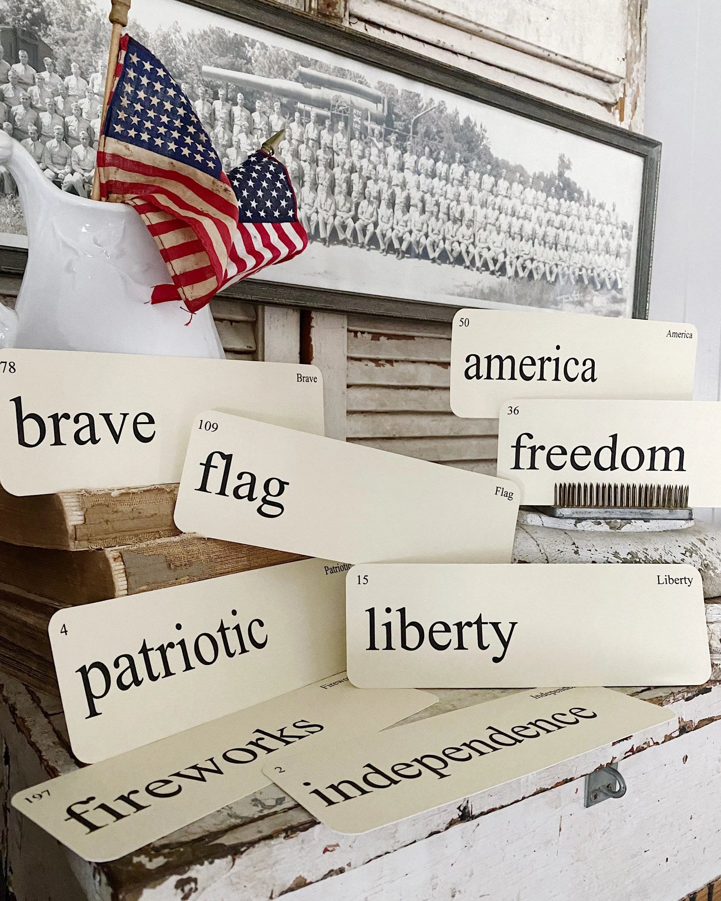 AMERICA Flash Cards