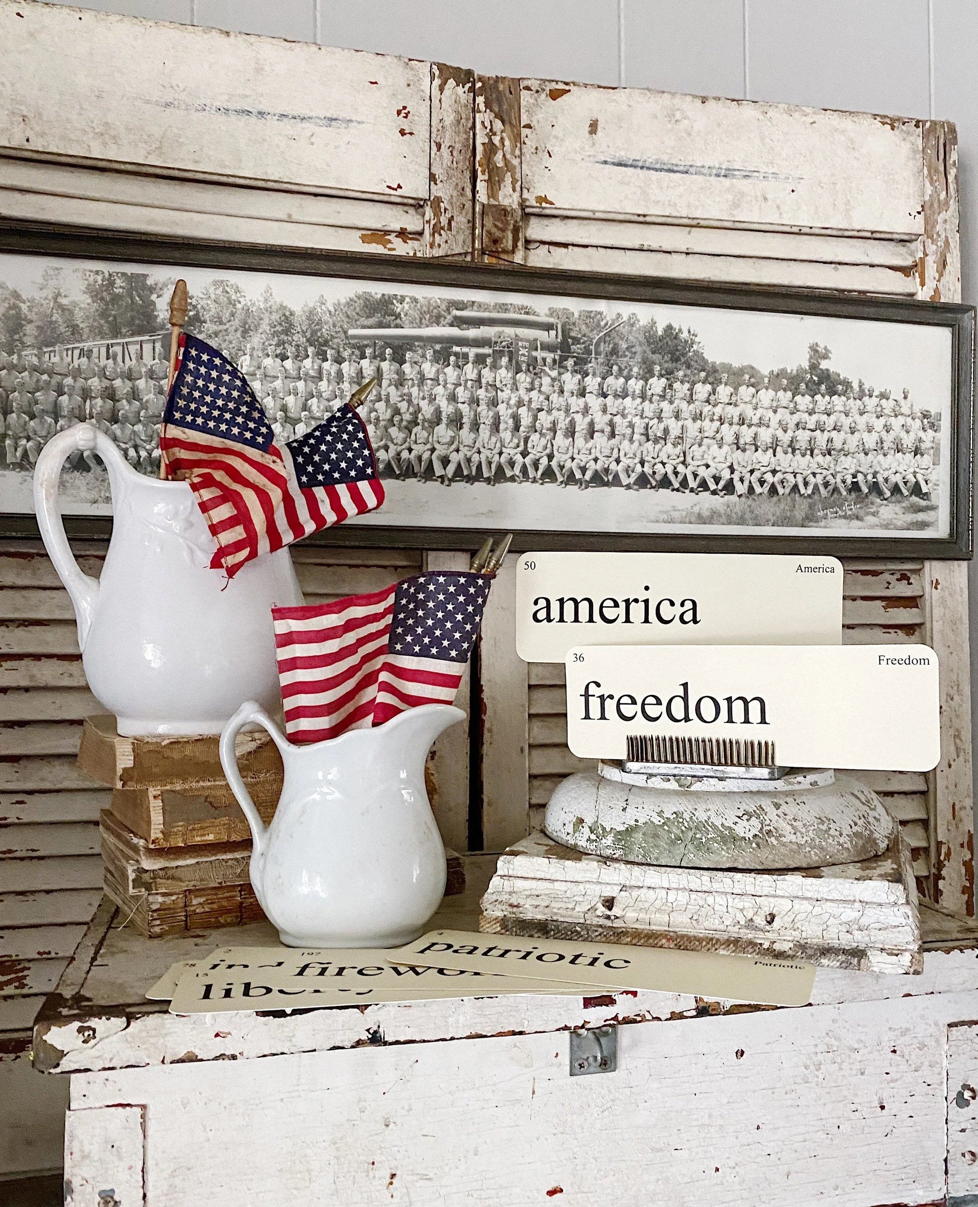 AMERICA Flash Cards
