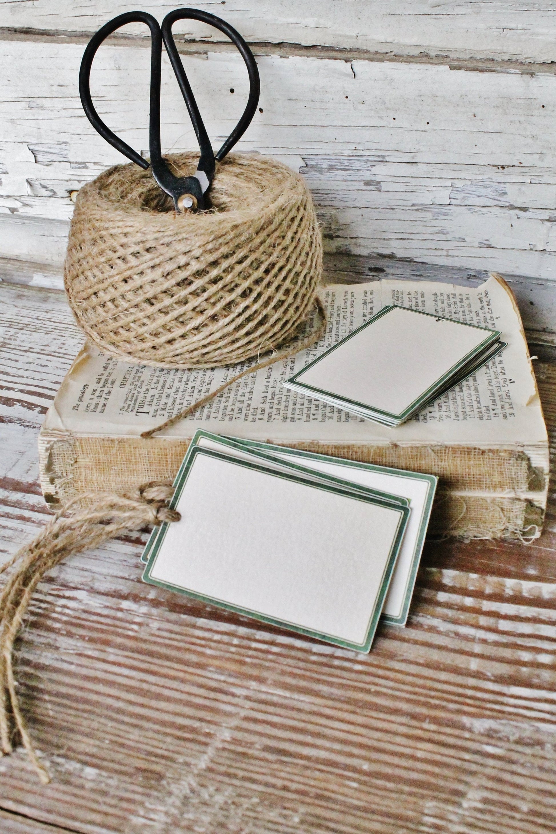 Vintage Green Parcel Gift Tags – Aged Label Style (Set of 8)