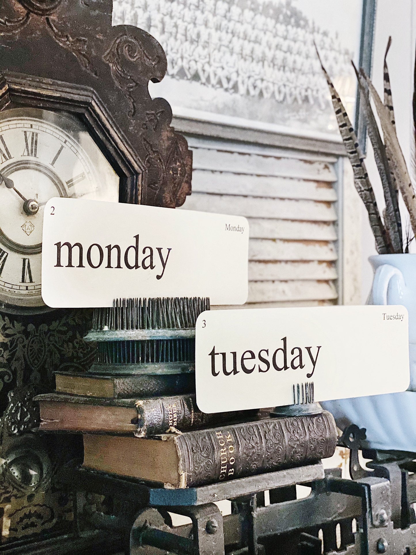 DAYS of the Week Flash Cards LARGE Vintage Inspired Word Flashcard SET of 8 Farmhouse Decor Cottage Party Favor Banner