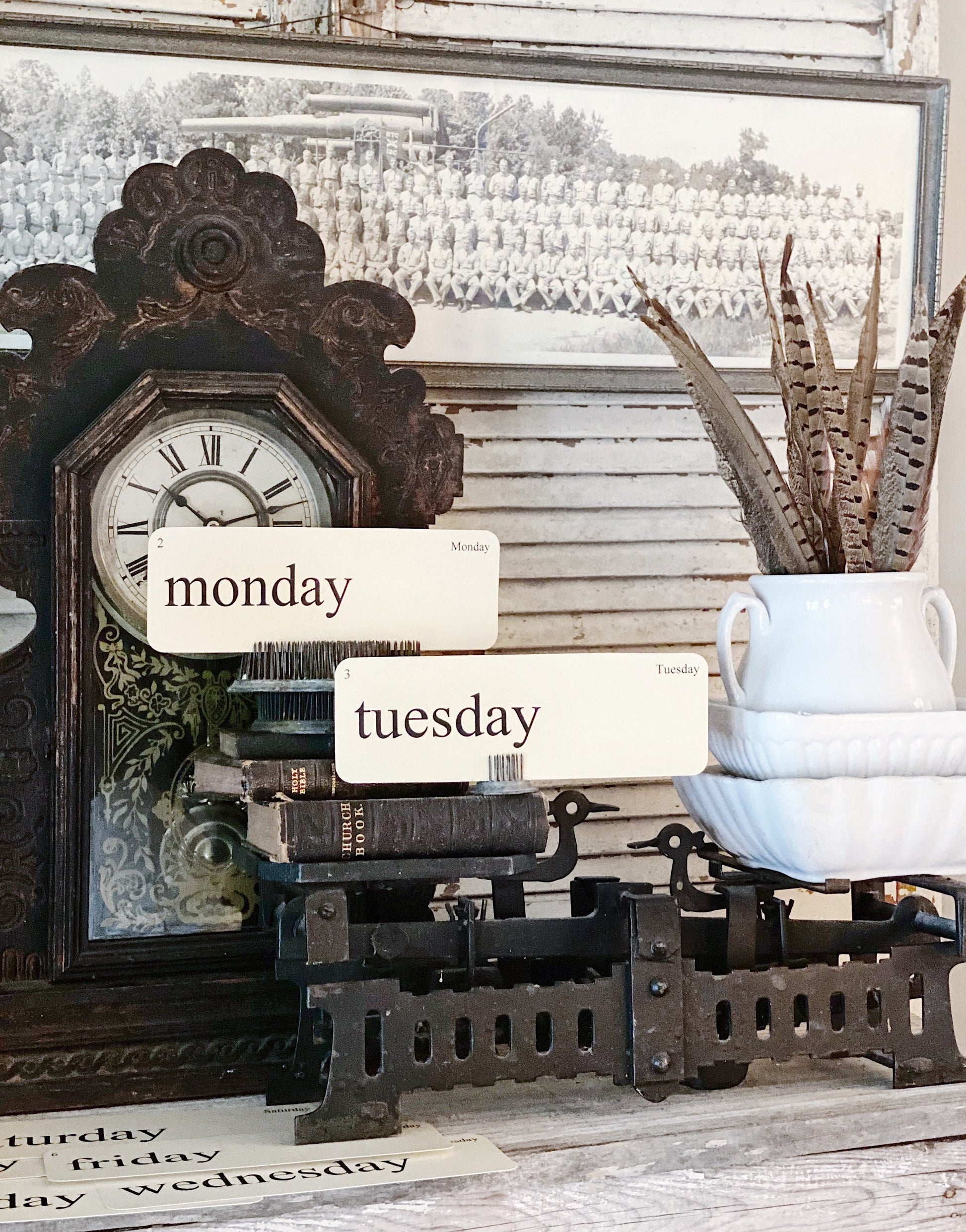 DAYS of the Week Flash Cards LARGE Vintage Inspired Word Flashcard SET of 8 Farmhouse Decor Cottage Party Favor Banner