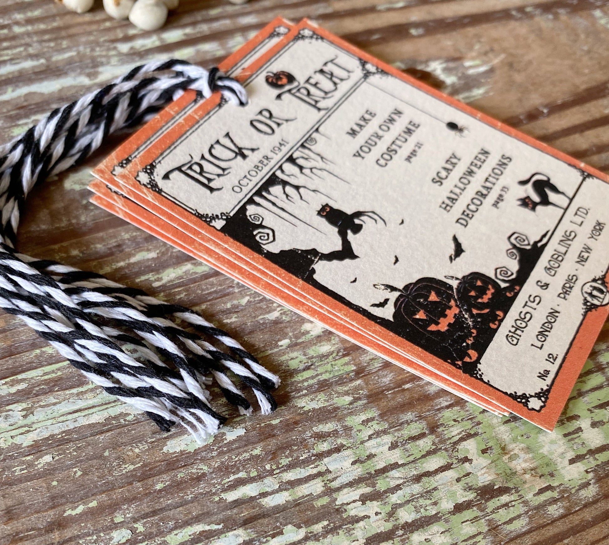 HALLOWEEN Trick or Treat COSTUME Retro Gift Tags Vintage Orange Farmhouse Decor Grungy Party Favor Vintage Halloween Card Fall
