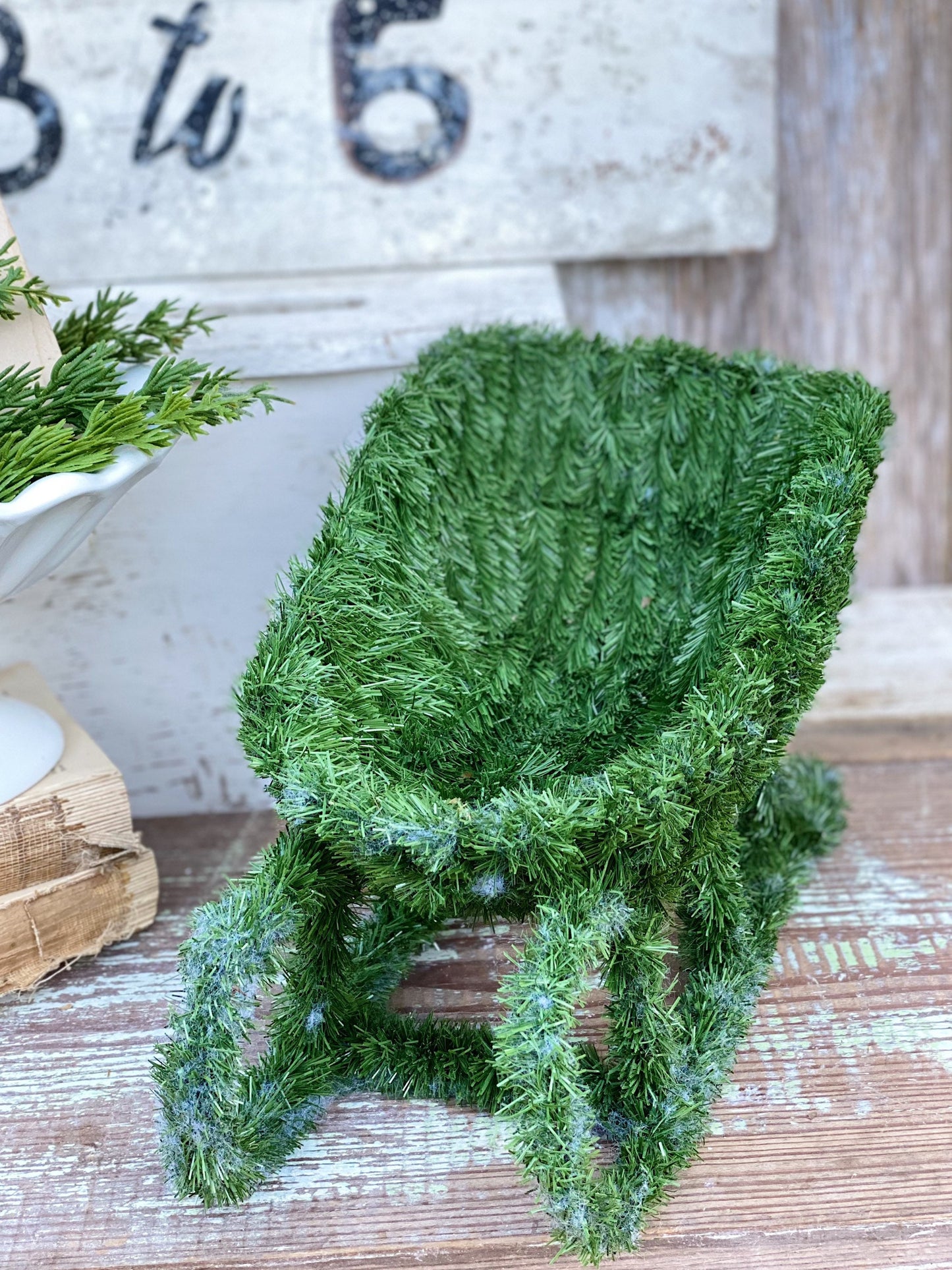 Vintage Garland SLEIGH GREEN Farmhouse Christmas Primitive Decoration LARGE Santa Sled