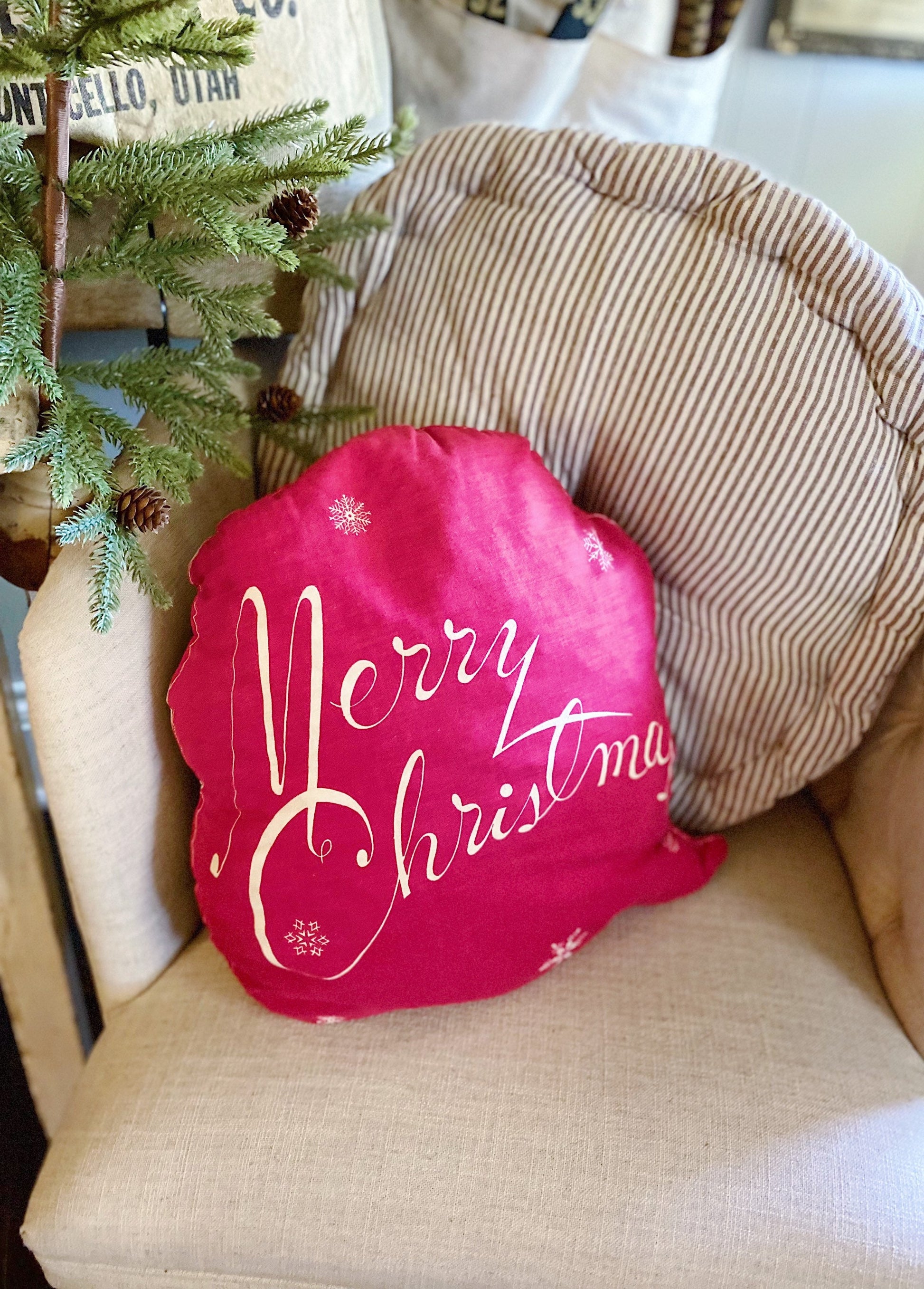 Vintage SANTA CLAUS PILLOW Farmhouse Retro Christmas Decor Merry Christmas Santa Face Large Oversized