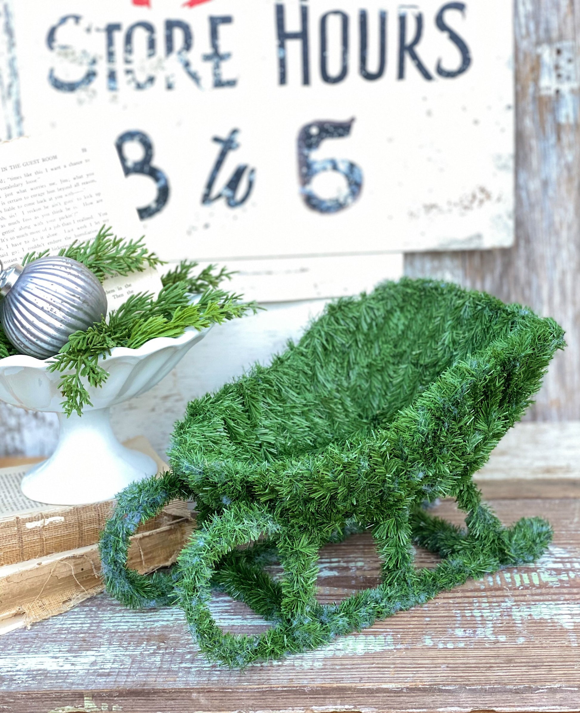 Vintage Garland SLEIGH GREEN Farmhouse Christmas Primitive Decoration LARGE Santa Sled