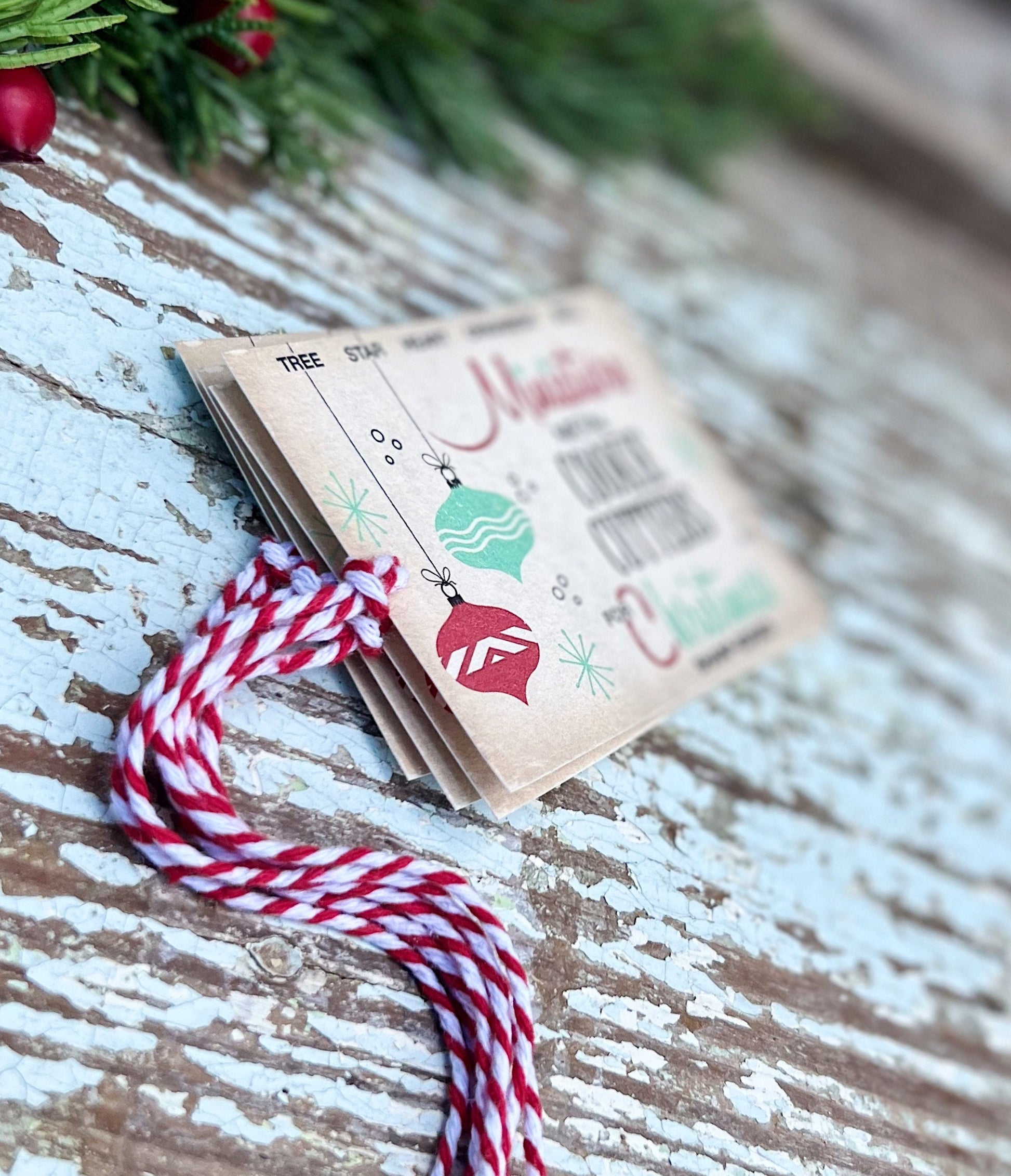 Christmas GIFT TAGS Cookie Cutter Vintage Retro Farmhouse Decor Gift Wrap Primitive Christmas Favor Ornament
