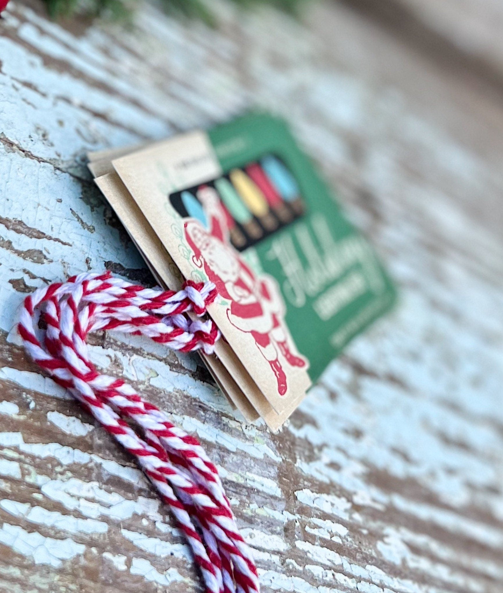 Christmas GIFT TAGS Santa Holiday Lights Vintage Retro Farmhouse Decor Gift Wrap Primitive Christmas Favor