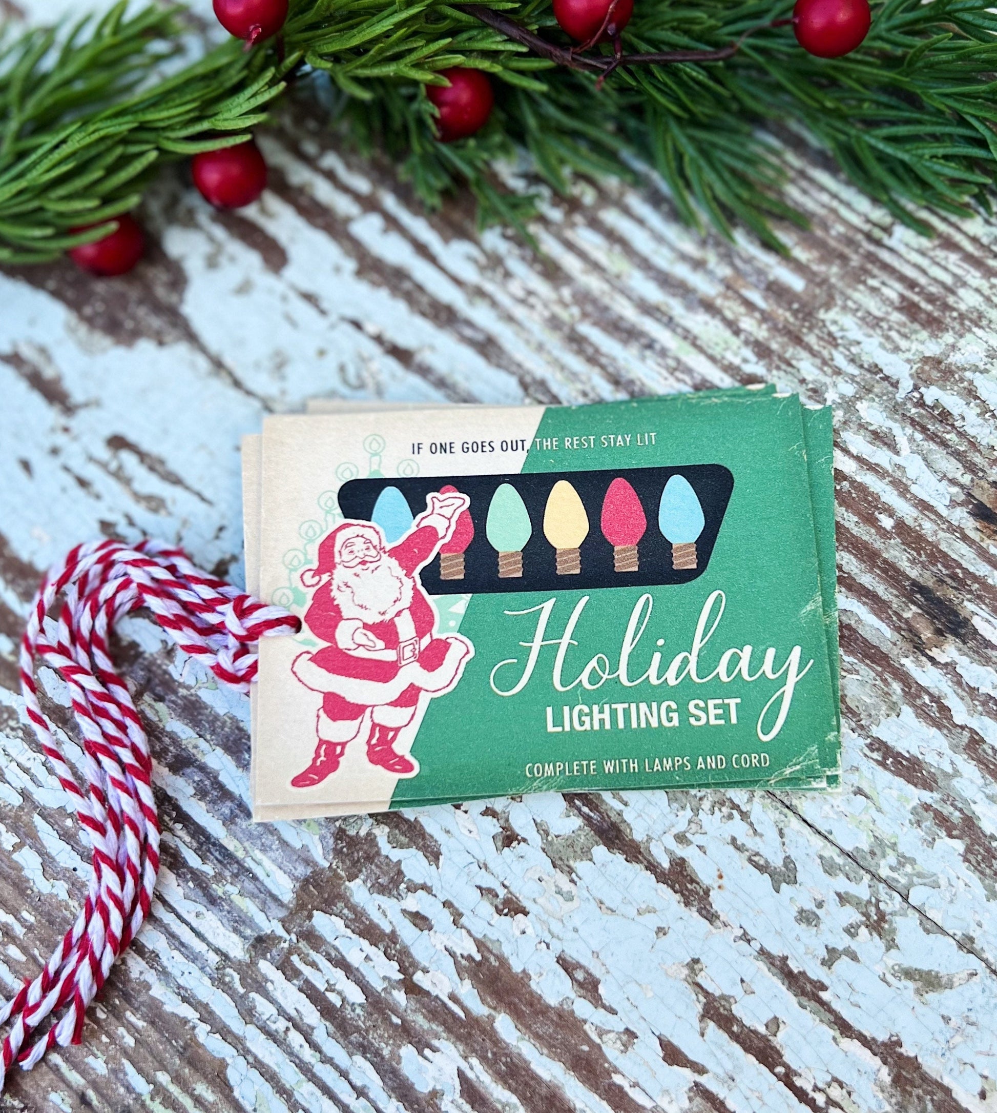 Christmas GIFT TAGS Santa Holiday Lights Vintage Retro Farmhouse Decor Gift Wrap Primitive Christmas Favor