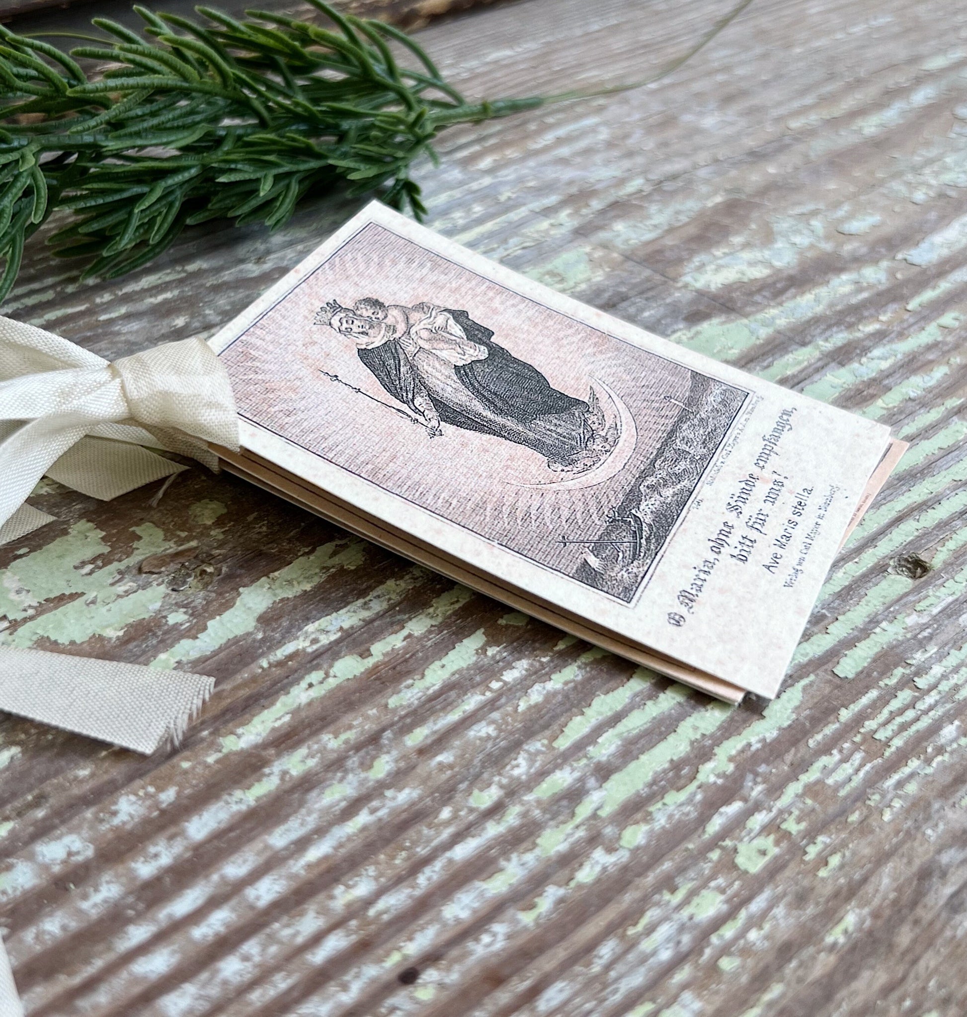 Gift Tags Mary Mother Crown Infant Jesus Decor French Prayer Card Religious CHRISTMAS EASTER Christian Catholic