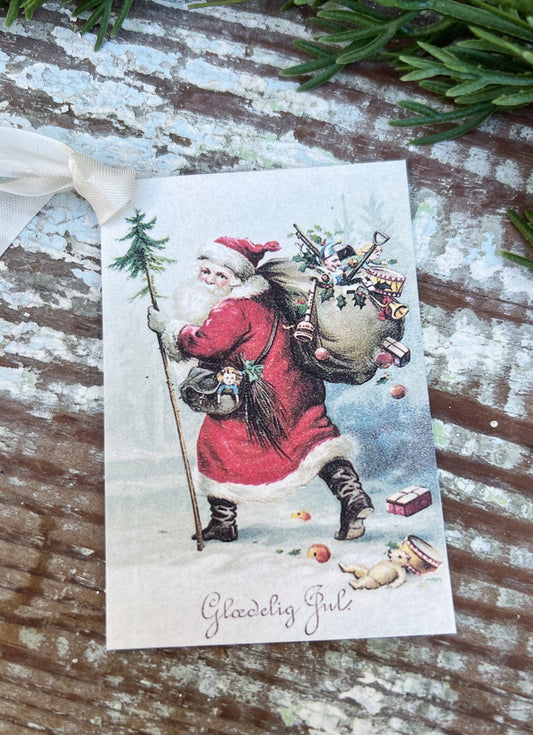 Christmas Vintage Gift Tags RED Coat SANTA with Tree Bag Toys Farmhouse Christmas Decor Card French Shabby Gift Wrap Swedish God Jul