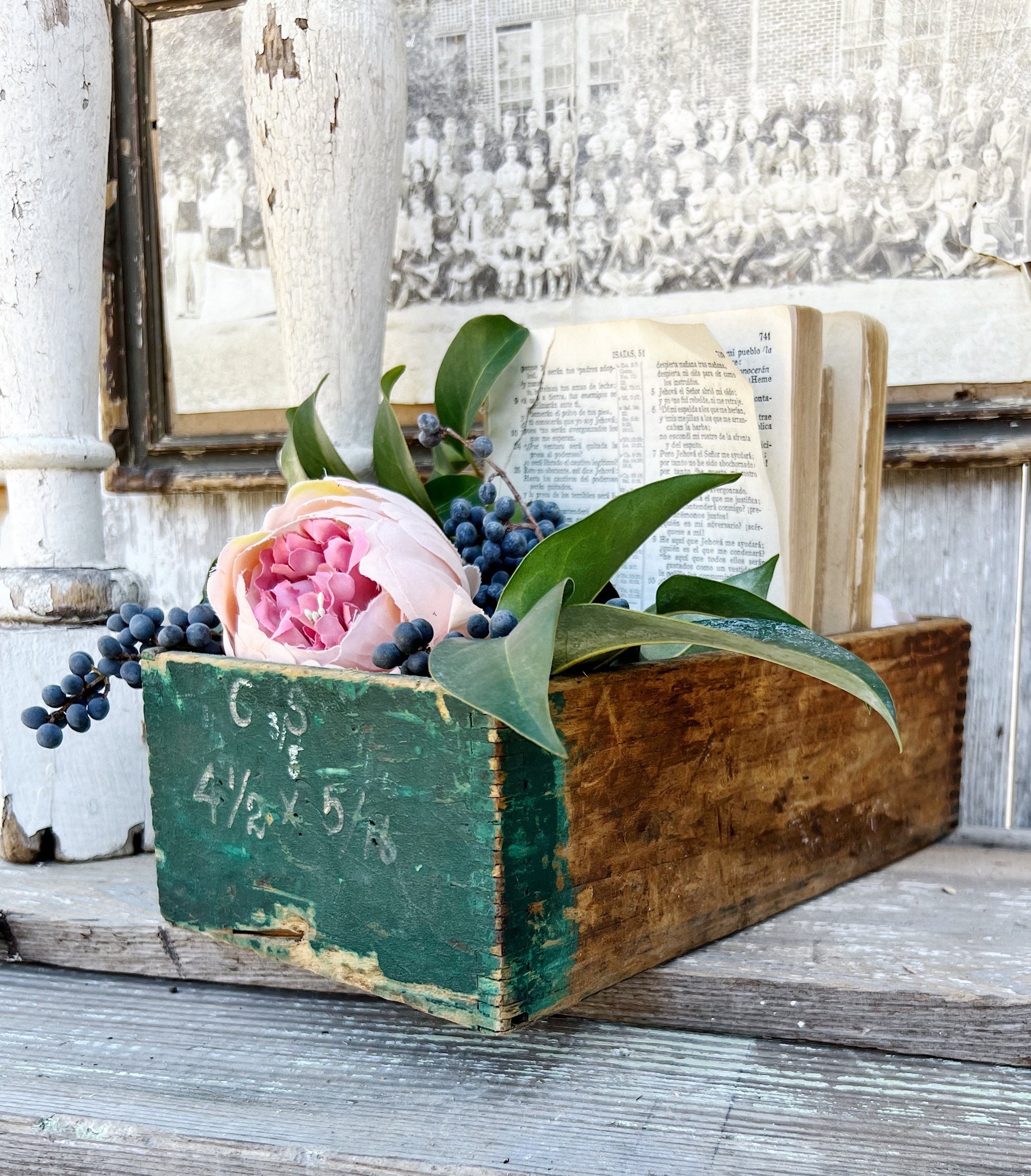 Antique Primitive Wooden Box Parts Crate Dovetaile Drawer Farmhouse Garden Spring Decor Green Paint
