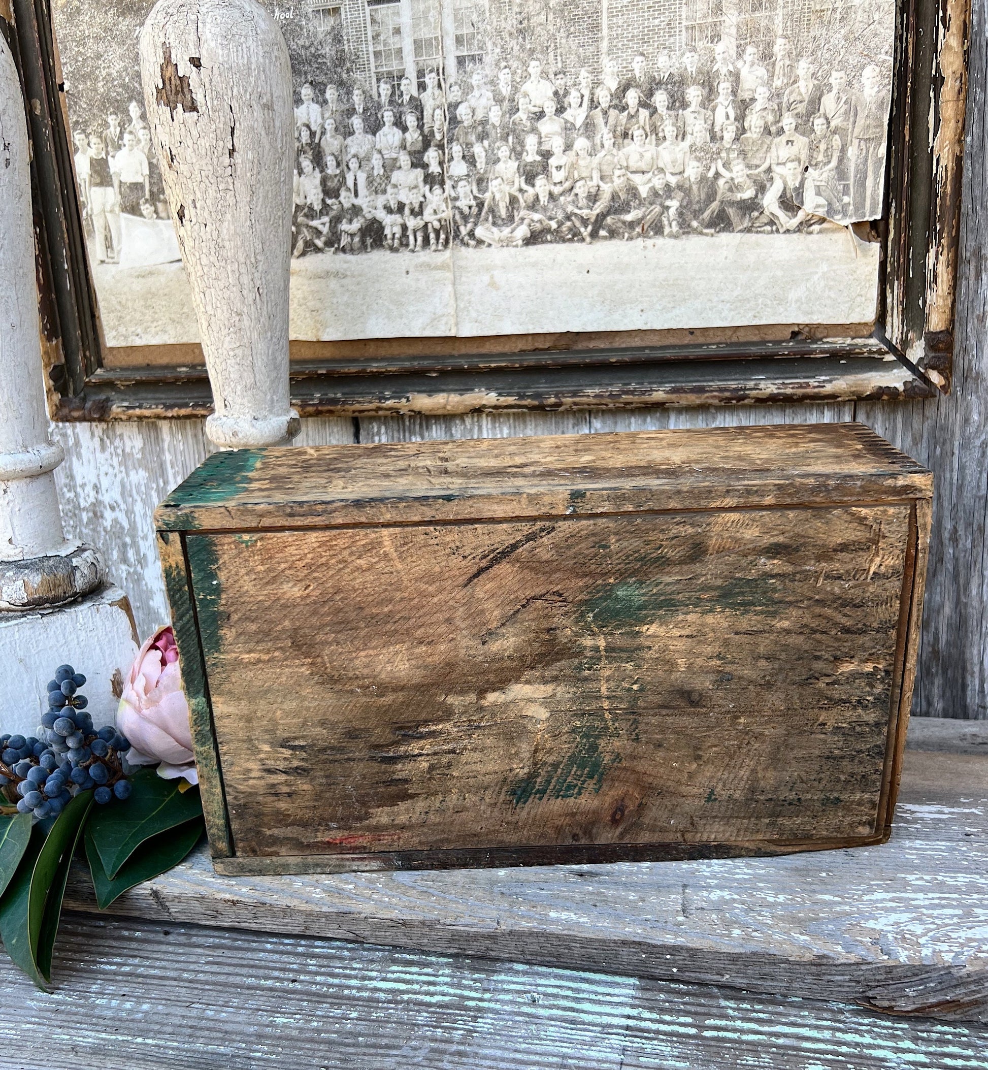 Antique Primitive Wooden Box Parts Crate Dovetaile Drawer Farmhouse Garden Spring Decor Green Paint