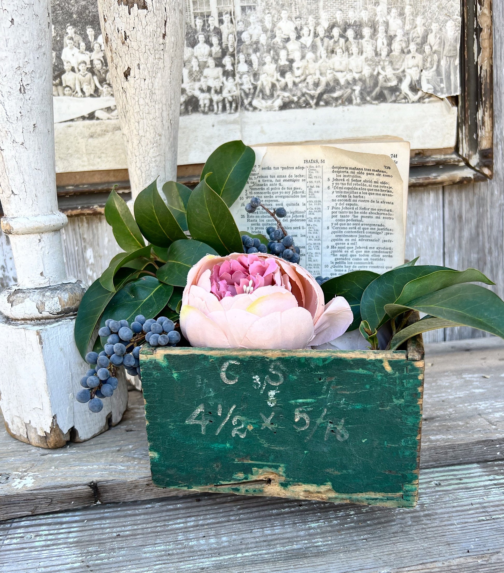 Antique Primitive Wooden Box Parts Crate Dovetaile Drawer Farmhouse Garden Spring Decor Green Paint