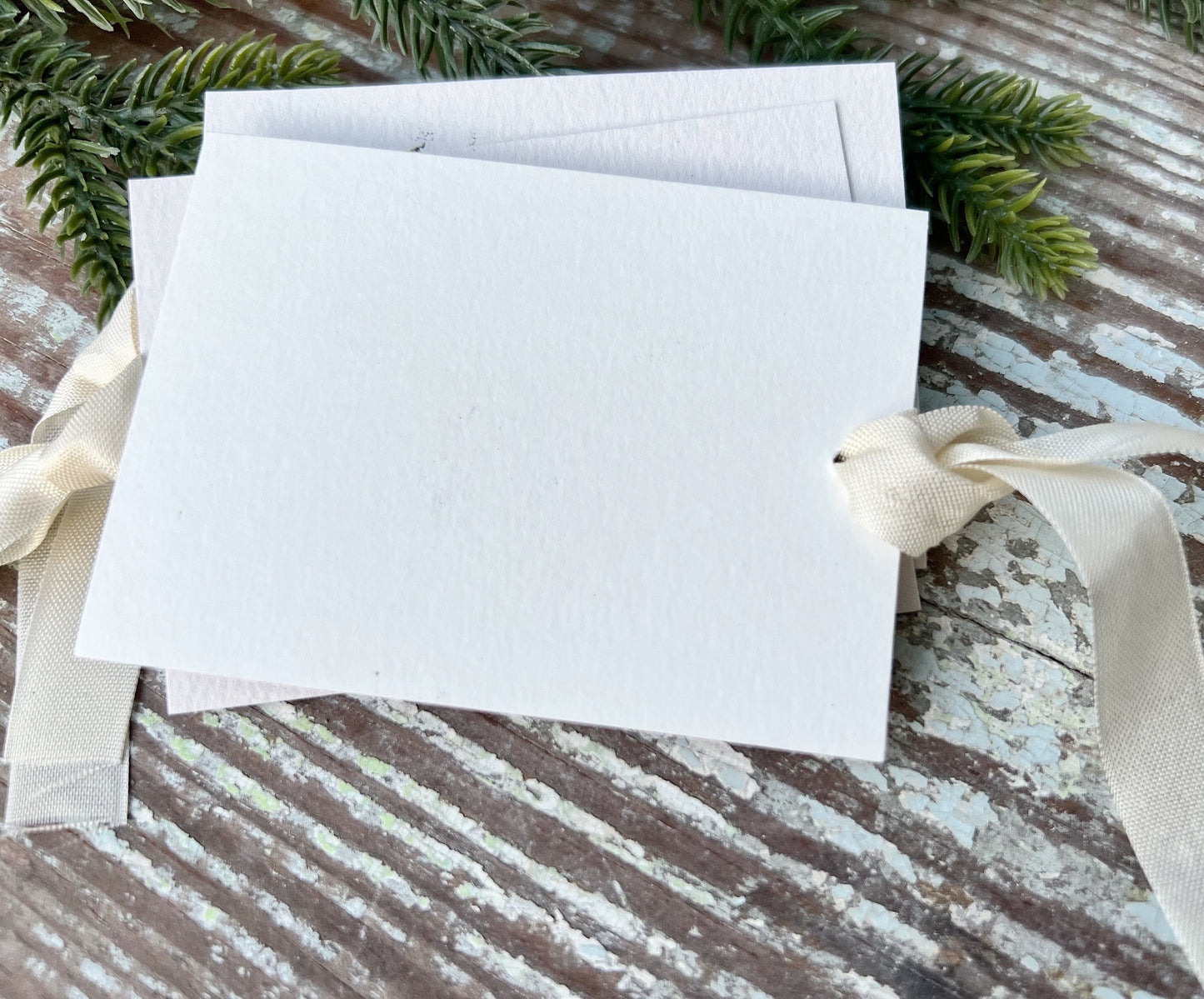 HAPPY NEW YEAR Gift Tags Vintage Farmhouse Decor Card French Shabby Gift Wrap Christmas Tree Ornament