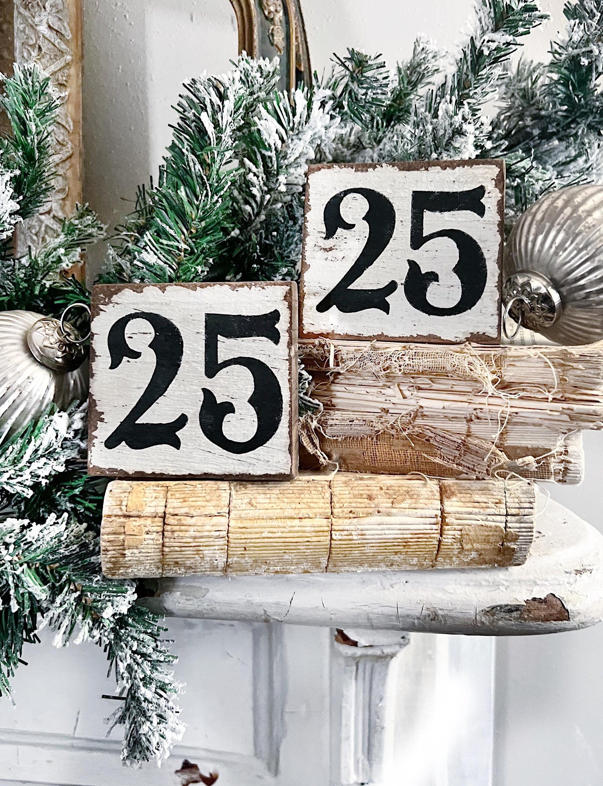 CHRISTMAS 25 Sign Tile Vintage Salvage Barn Wood Reclaimed White Chippy Paint Farmhouse Decor Architectural House Number Apartment French