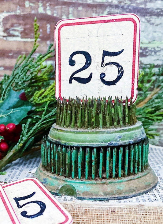 CHRISTMAS Label Gift Tags Vintage RED Primitive Card Farmhouse Decor Number 25