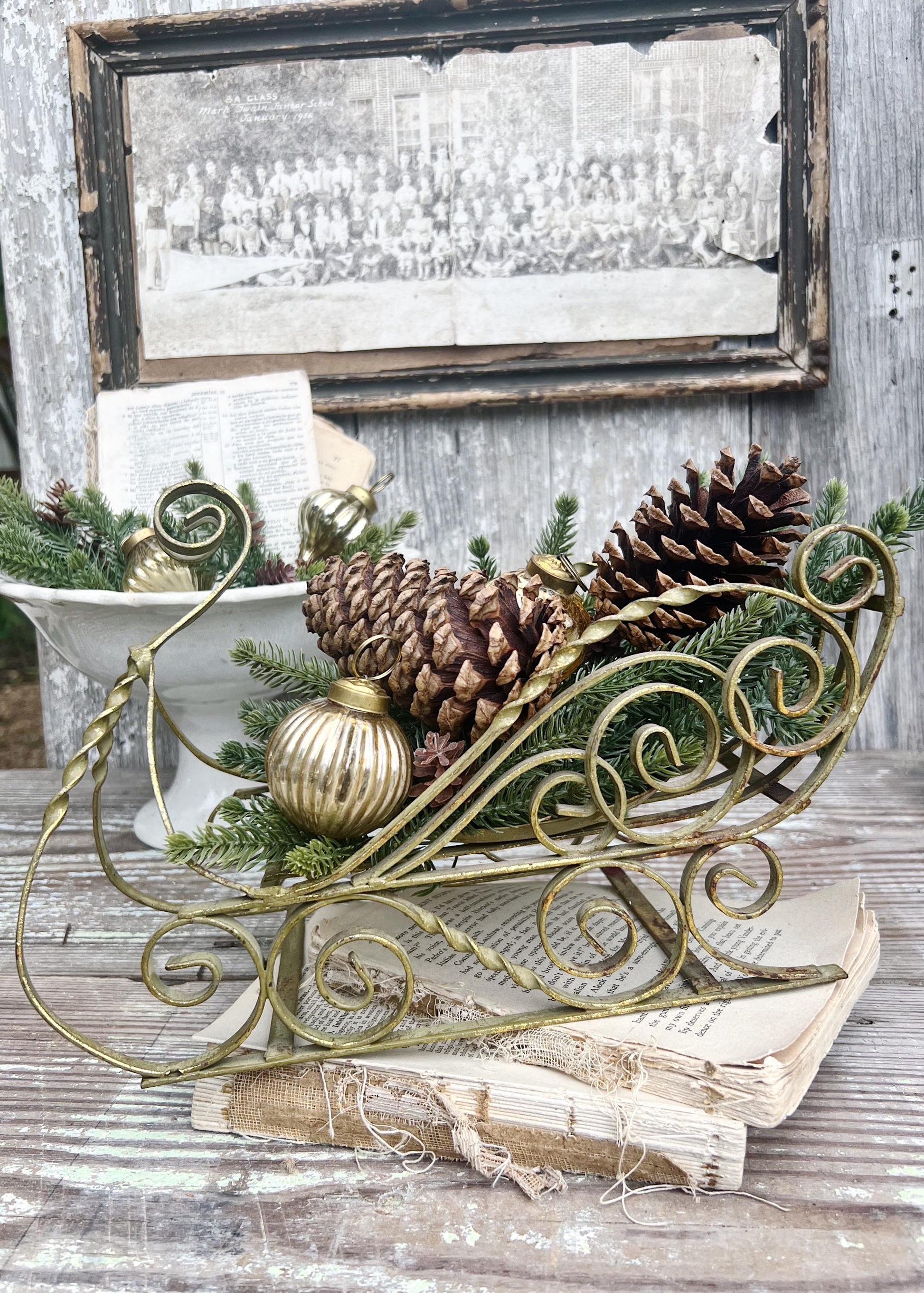 Vintage GOLD Metal SLEIGH Farmhouse Christmas Primitive Decoration LARGE Santa Sled