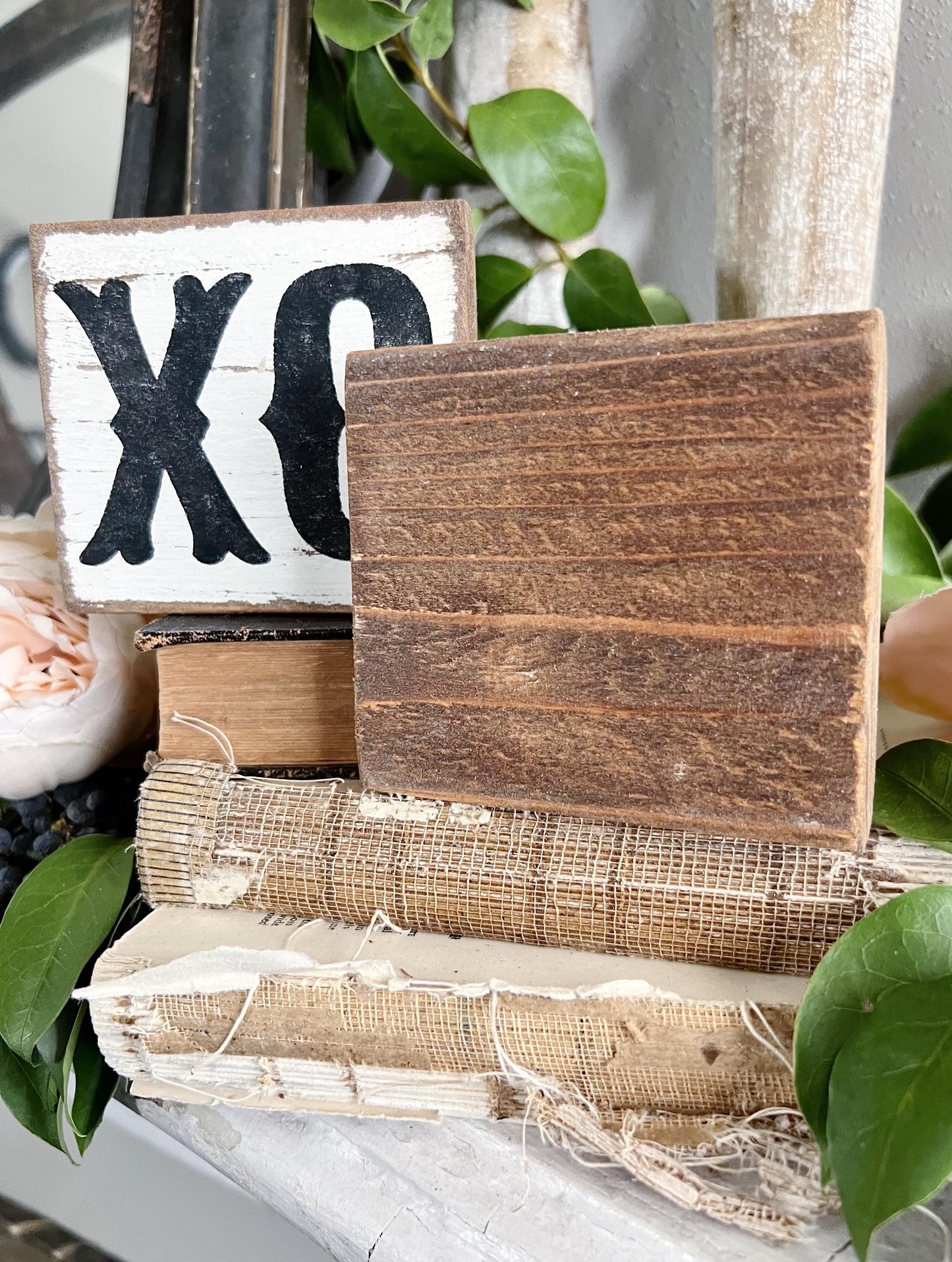 VALENTINE XO Sign Tile Vintage Salvage Barn Wood Reclaimed White Chippy Paint Farmhouse Decor Architectural House Number FEBRUARY French