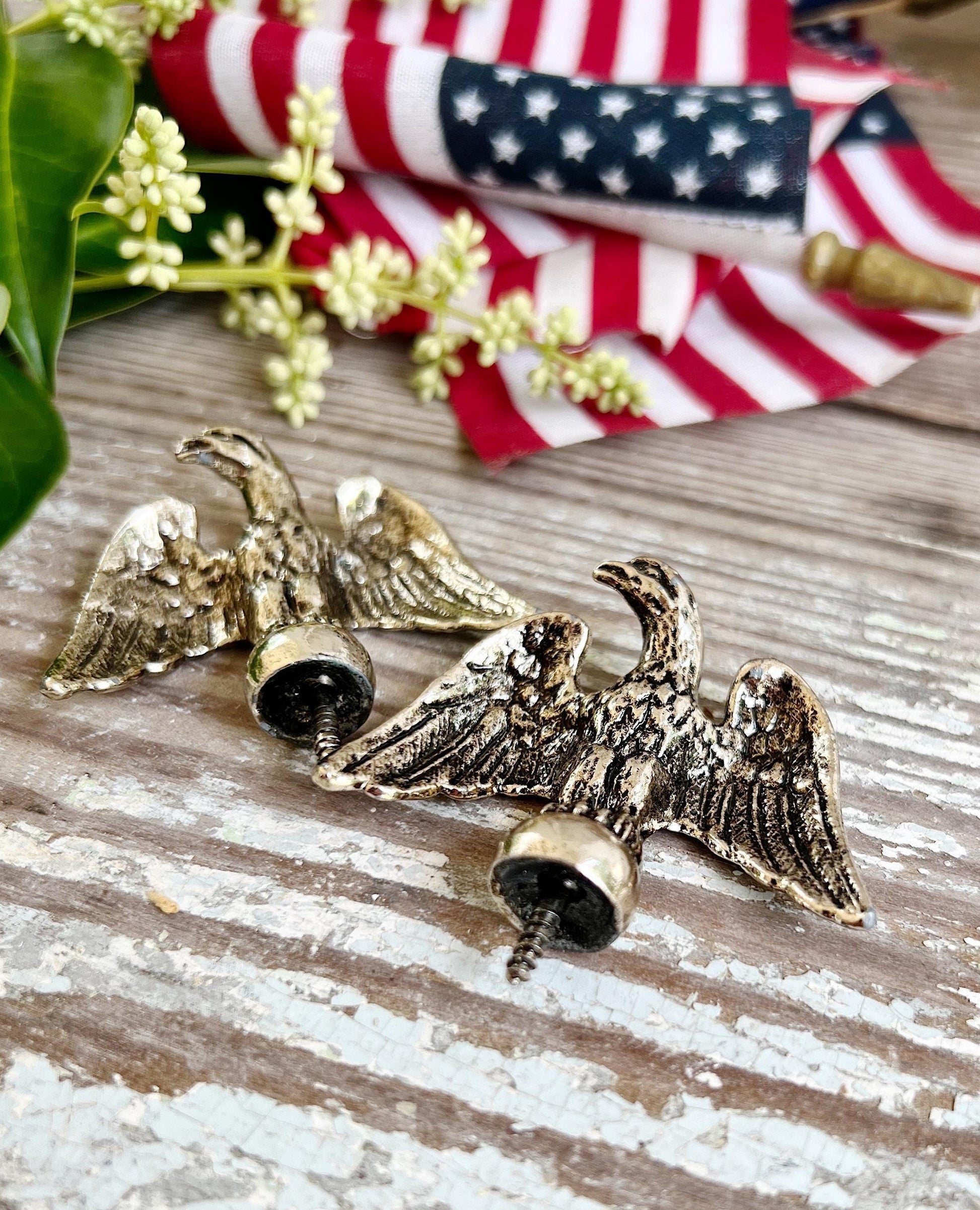 Vintage METAL EAGLE Flag Pole Topper Cap Finial Americana