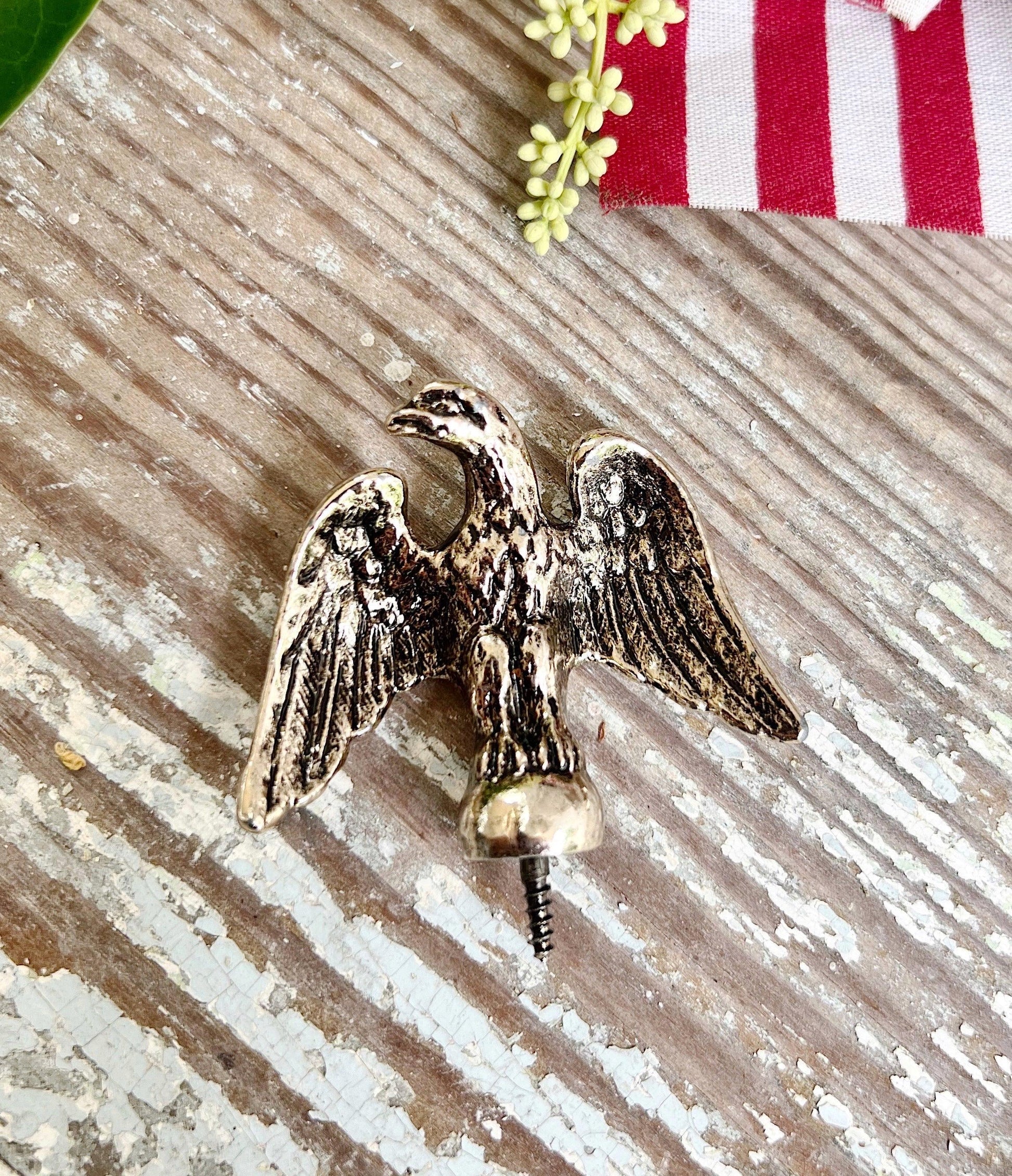 Vintage METAL EAGLE Flag Pole Topper Cap Finial Americana