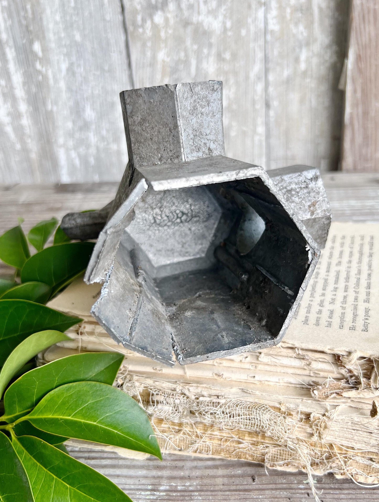 Antique BIRD Finial Cast Iron Metal Fence Cap Architectural Industrial Salvage Farmhouse Garden Decor