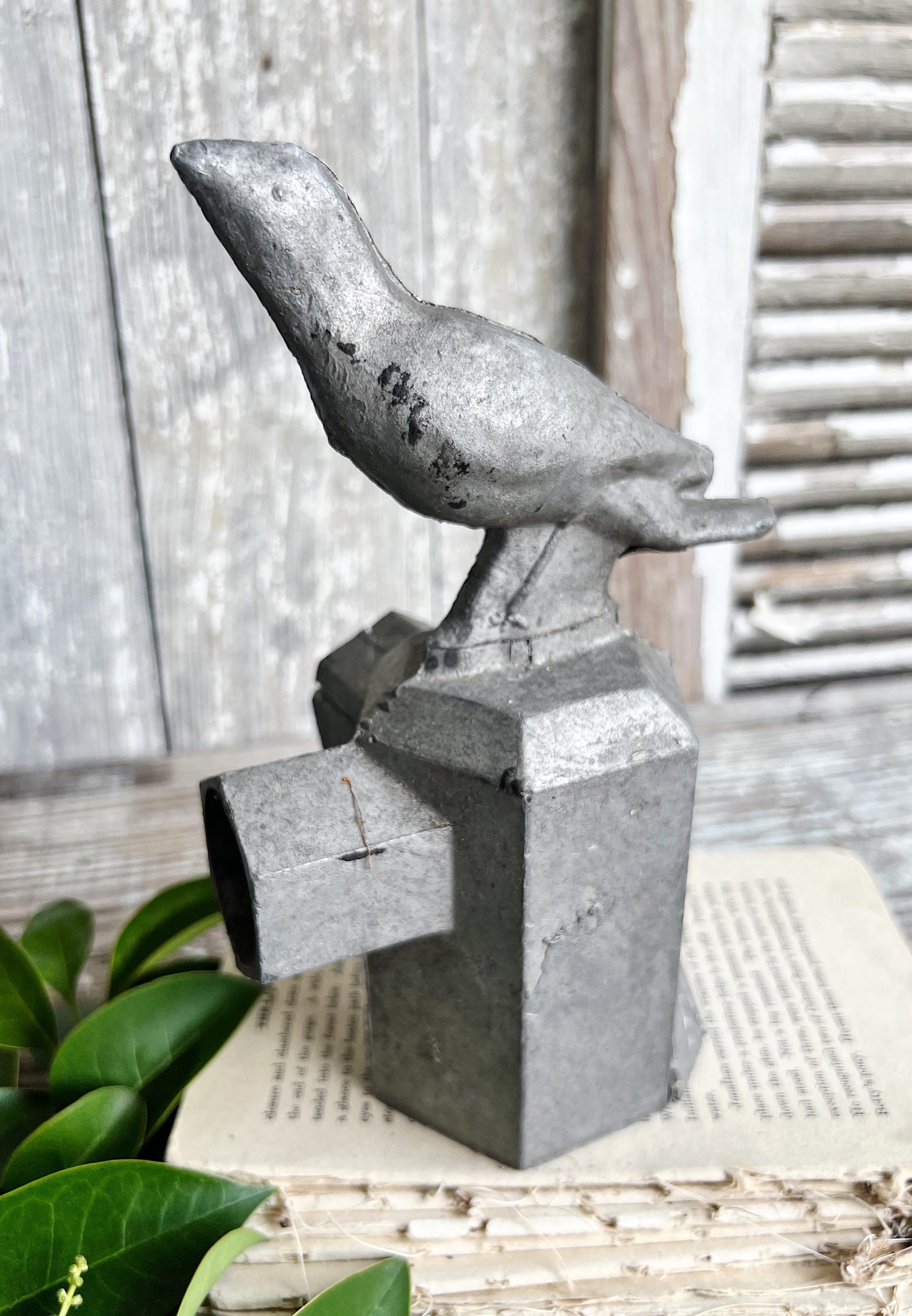 Antique BIRD Finial Cast Iron Metal Fence Cap Architectural Industrial Salvage Farmhouse Garden Decor