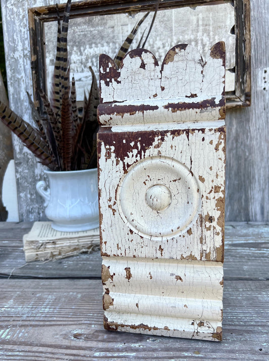 Antique EASTLAKE Plith CHIPPY WHITE Salvaged Pediment Architectural Wood Accent Trim Detail Reclaimed Farmhouse Rustic Decor