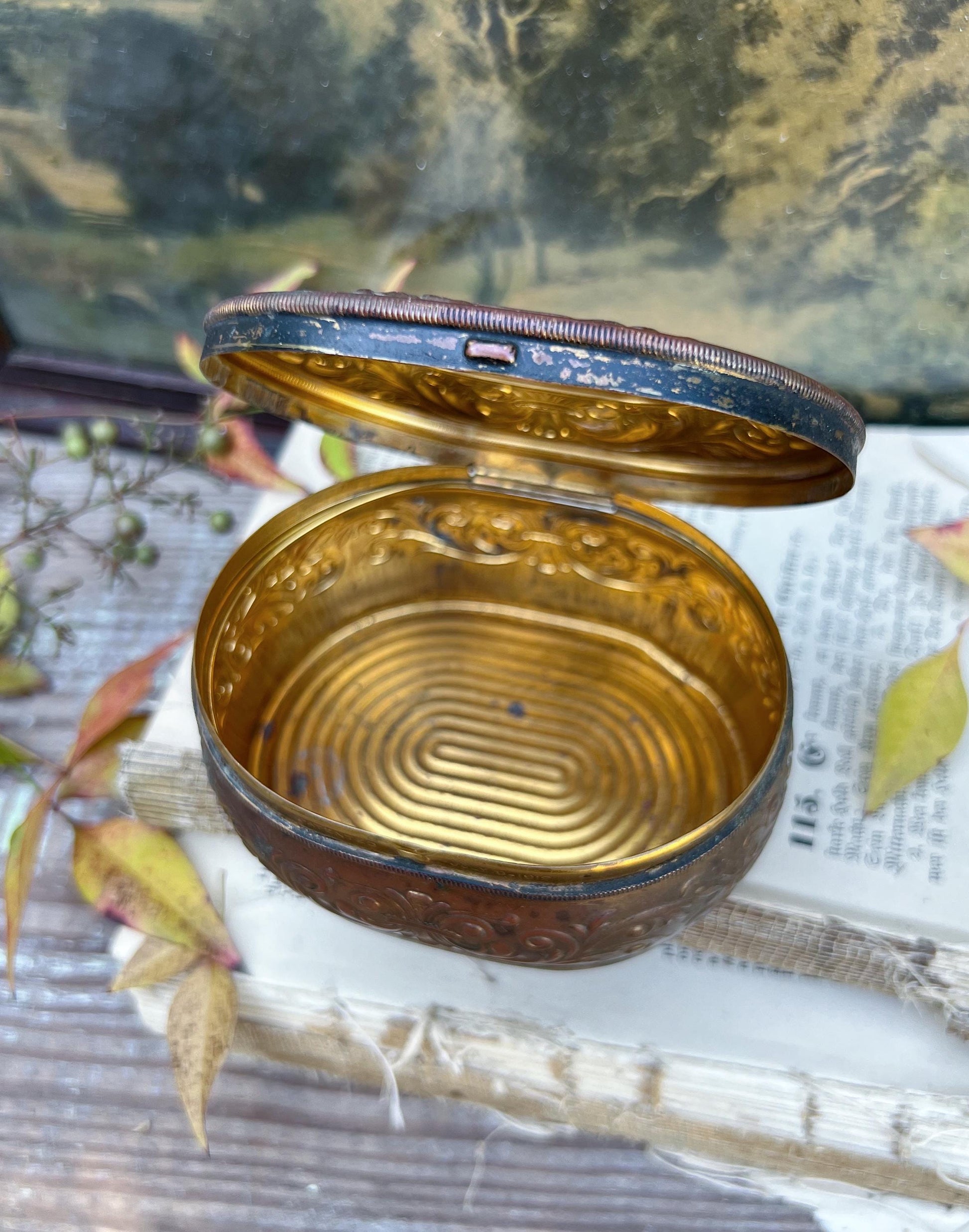 Antique POZZONI’S Powder Box Brass Vanity Lid Box Victorian.