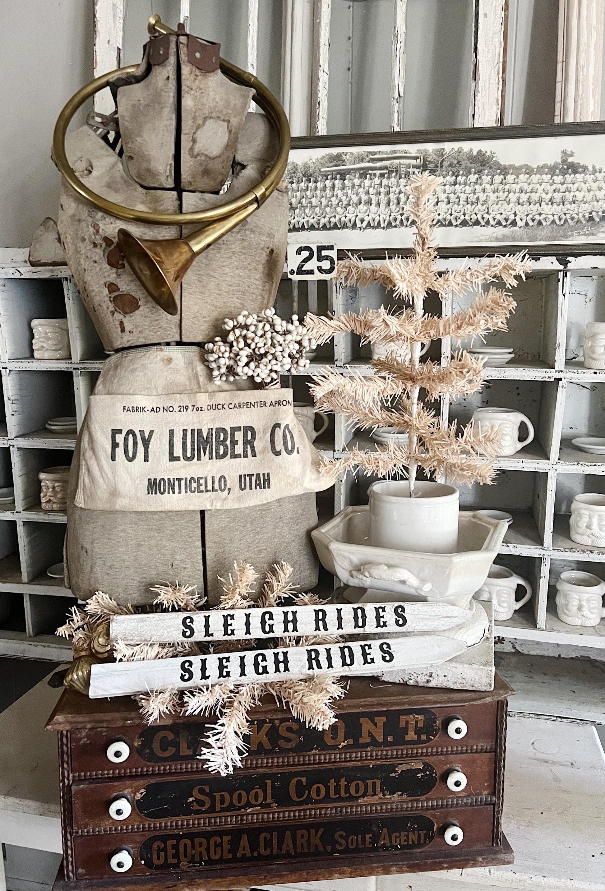 SLEIGH RIDES Arrow Sign CHRISTMAS Winter Vintage Salvage Barn Wood Reclaimed White Chippy Paint Farmhouse Decor Architectural Black White