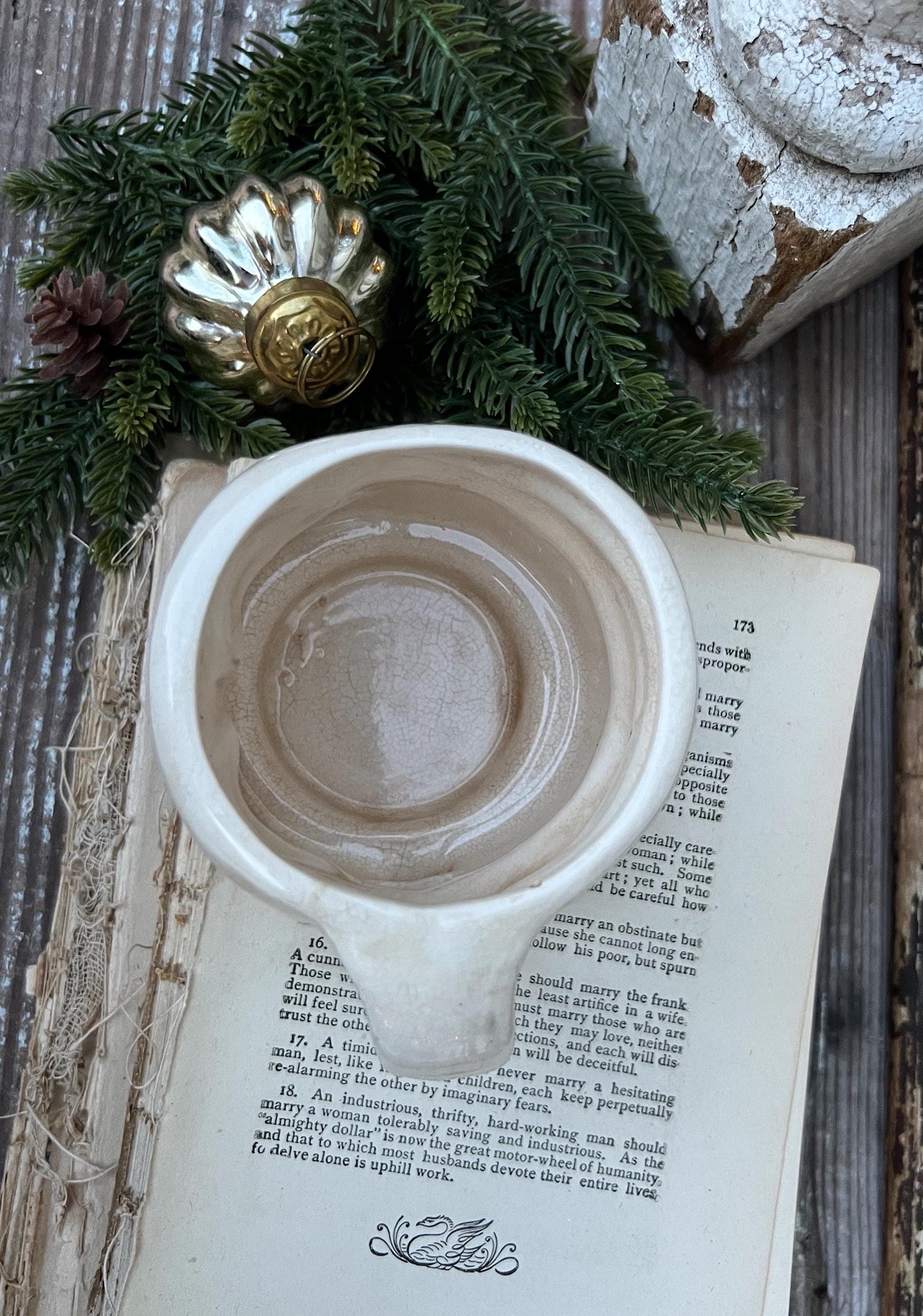 Vintage Ironstone Santa Claus Cup Mug FULL SIZE Creamy WHITE Santa Farmhouse Decor Stacking Footed Stackable Crazing Grungy Japan