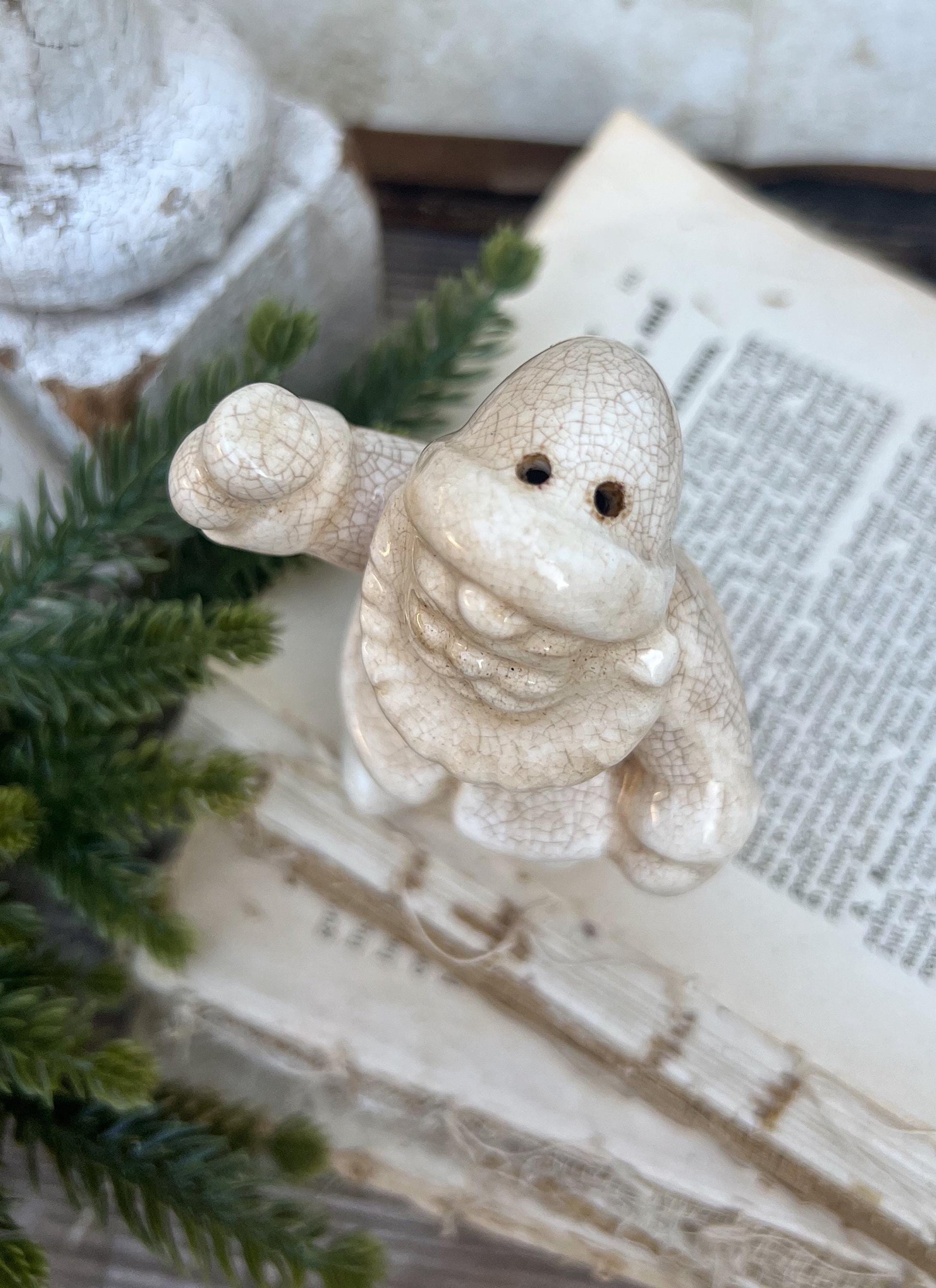 Vintage Ironstone Santa Claus Salt Shaker Creamy WHITE Farmhouse Christmas Decor Bell Stained Crazing