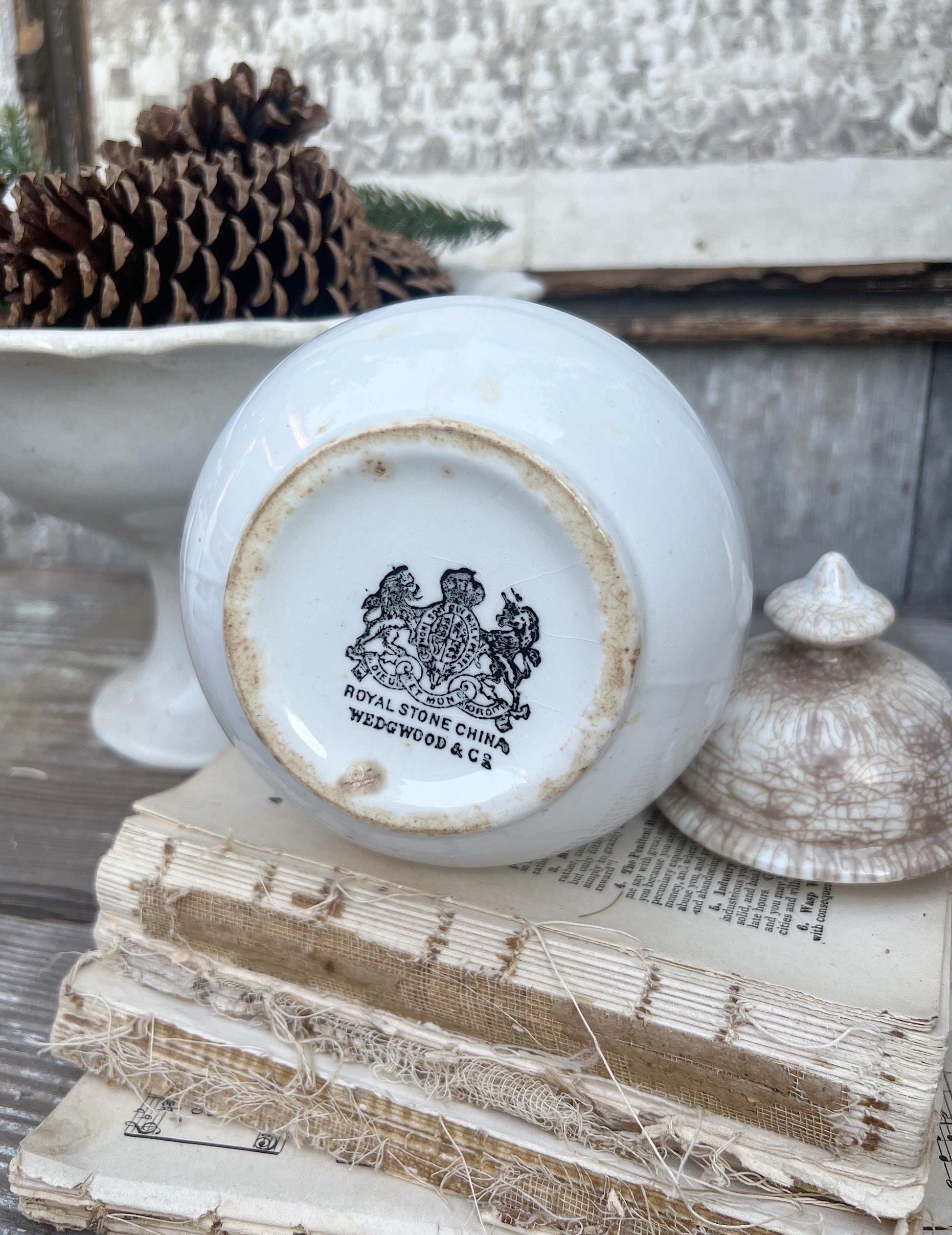 Antique White Ironstone Sugar Bowl Biscuit Jar With Lid Royal Stoneware WEDGEWOOD England Farmhouse Decor English Ironstone Crazed Stained