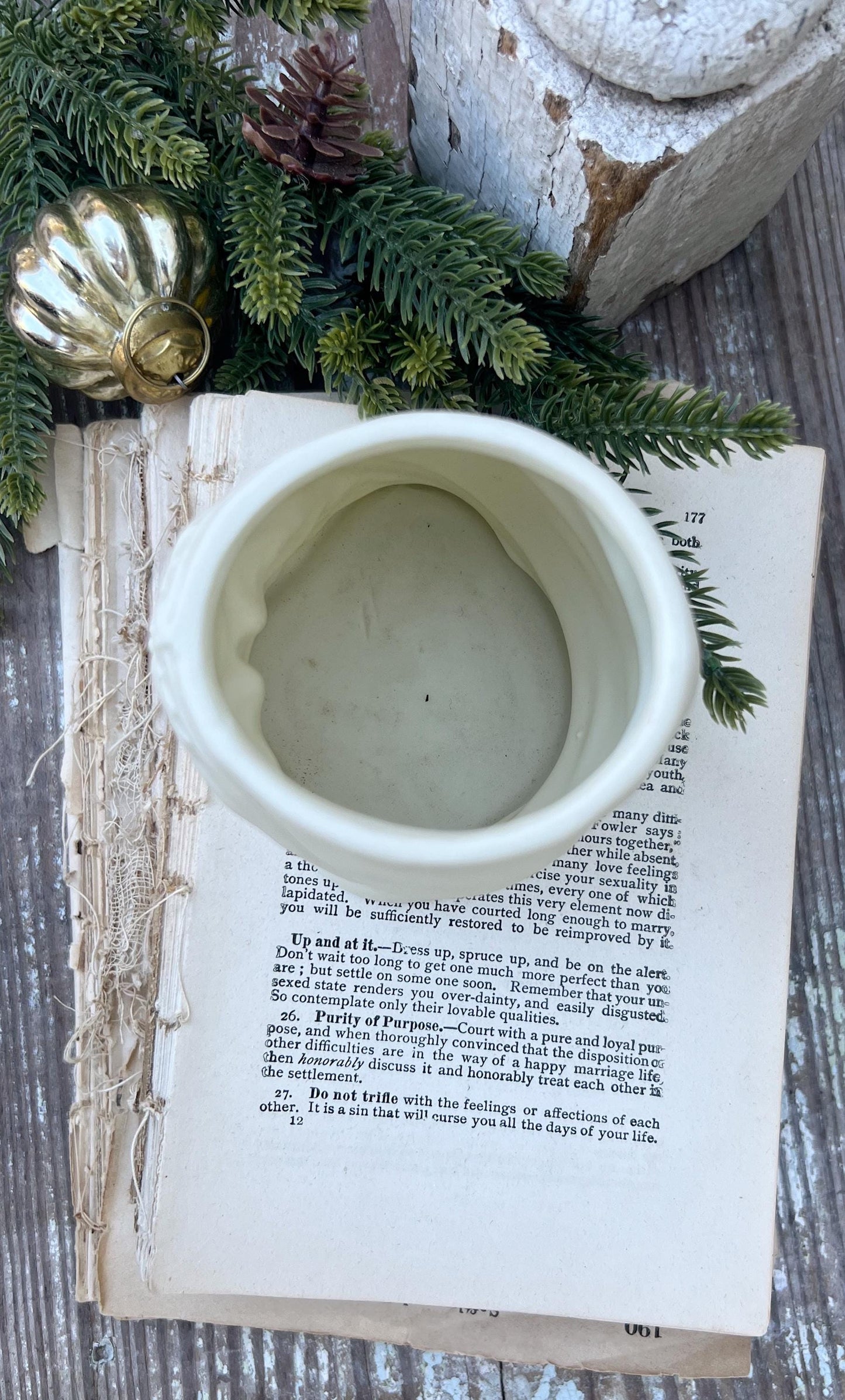 Vintage Santa Claus Face Planter Candle Holder LEFTON Creamy White Santa Farmhouse Christmas Decor