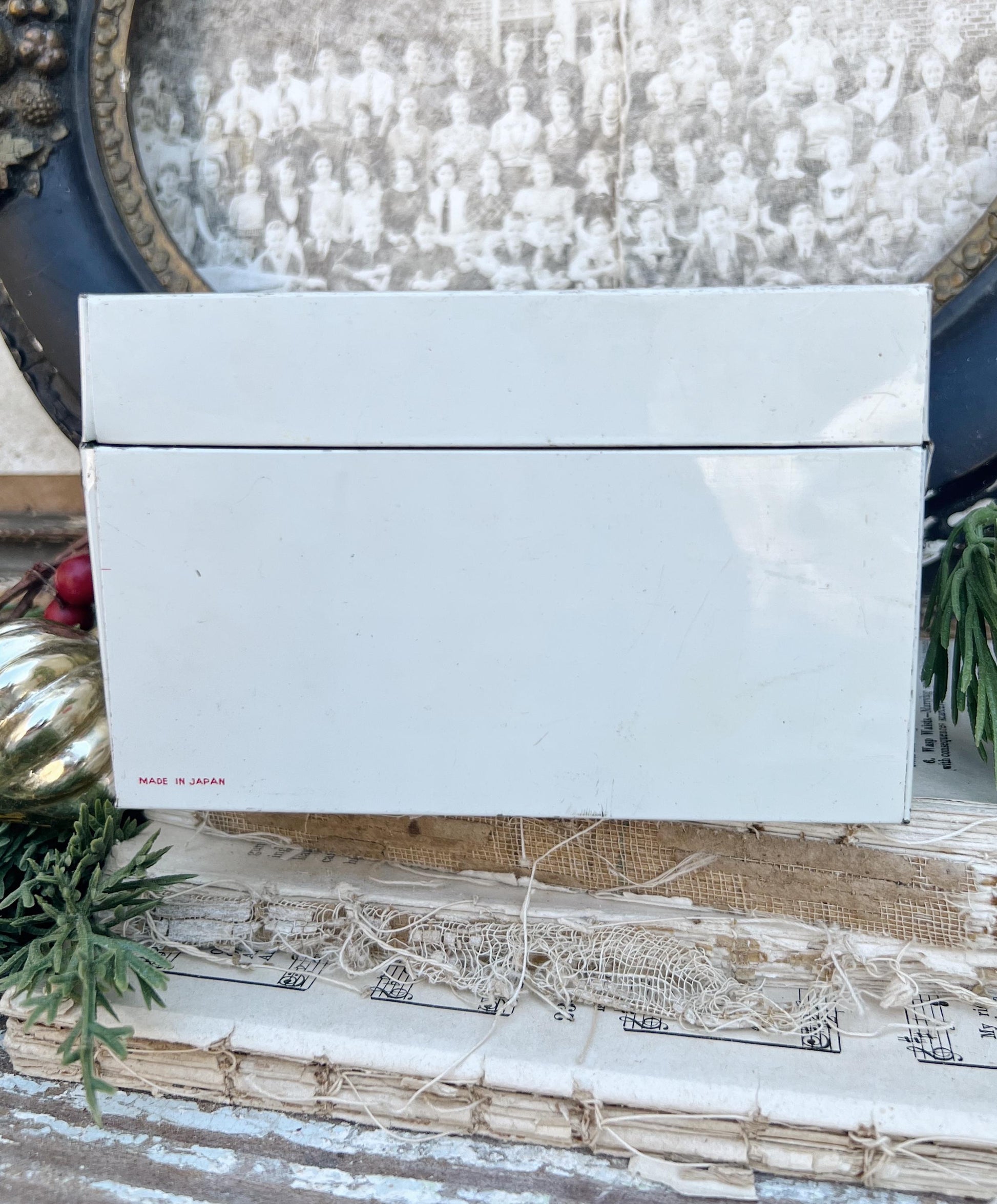 Vintage CHRISTMAS CARD LIST Green Metal File Box Farmhouse Decor with Cards Japan