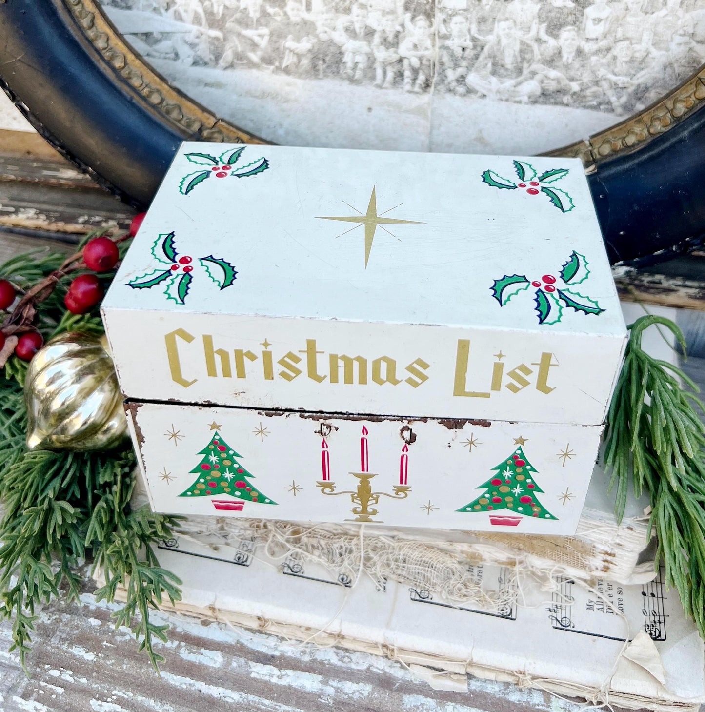 Vintage CHRISTMAS CARD LIST Green Metal File Box Farmhouse Decor with Cards Japan