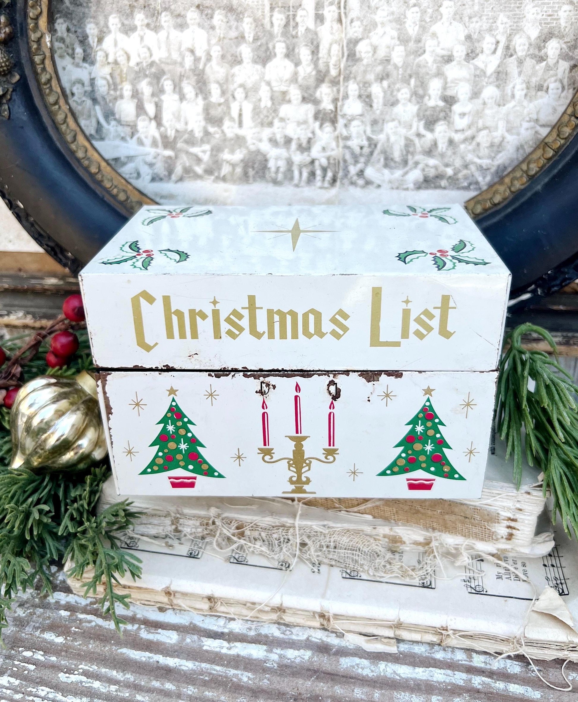 Vintage CHRISTMAS CARD LIST Green Metal File Box Farmhouse Decor with Cards Japan