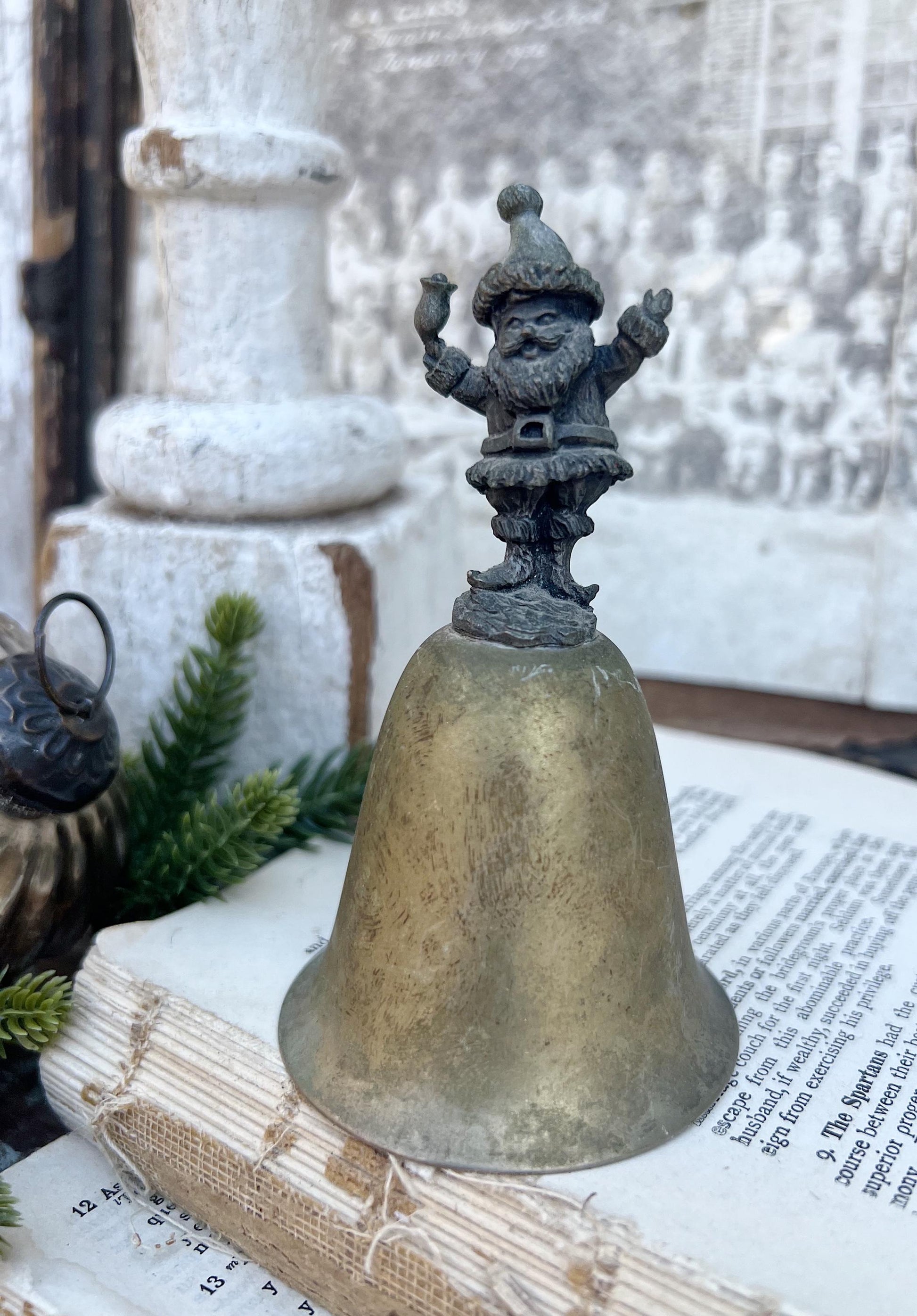 Vintage SANTA BRASS Metal Bell Handheld Dinner Christmas Farmhouse Decor