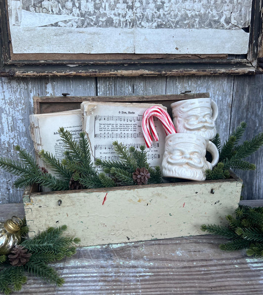 Antique Primitive Wooden Box Crate Box With Lid Chippy White Paint Farmhouse Vintage Salvaged Dovetail Wood